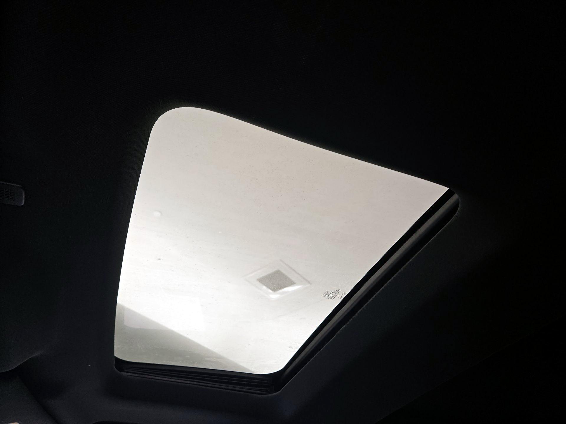 Thumbnail: 2017 Ford Explorer - 19