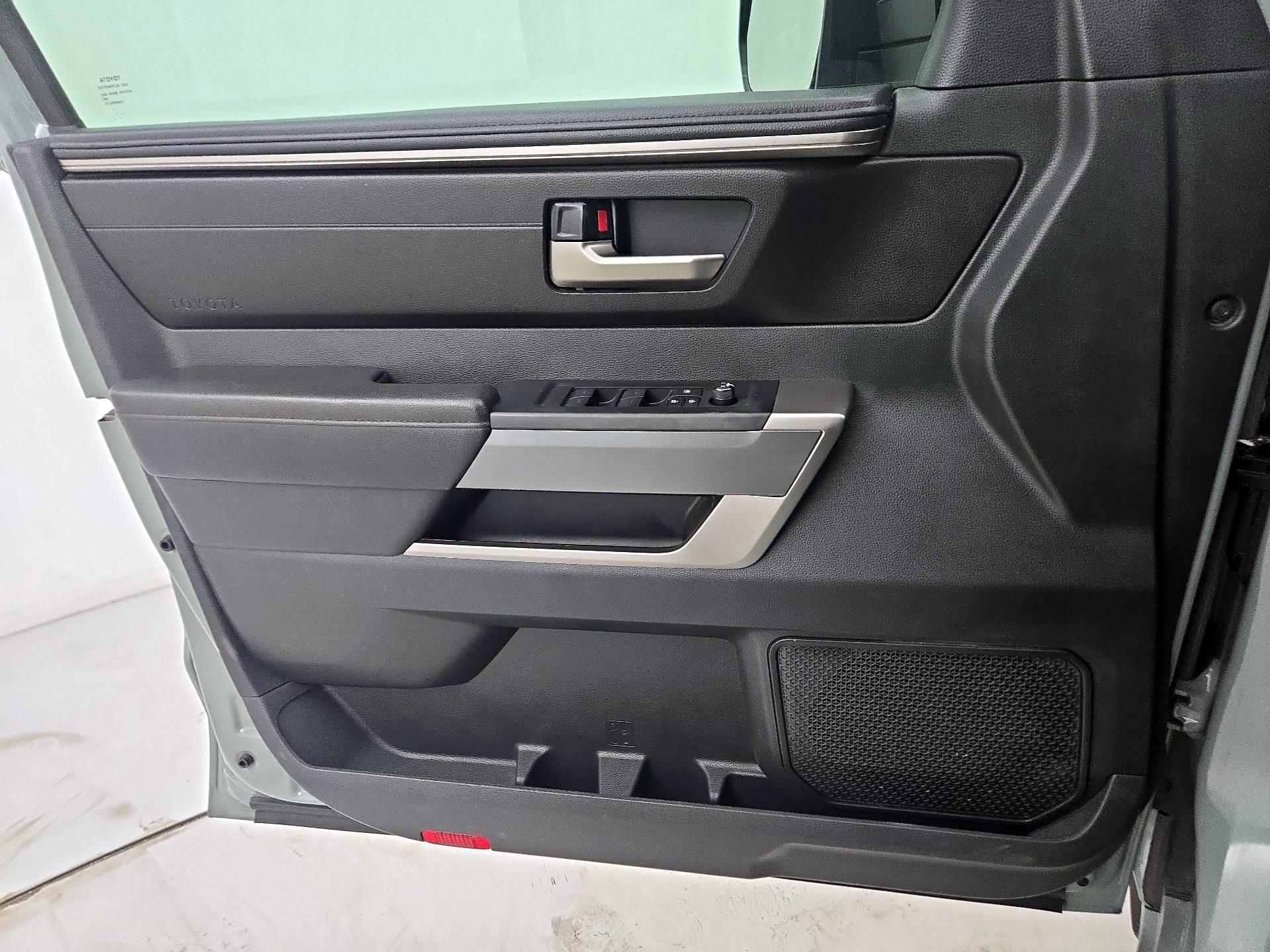 Thumbnail: 2024 Toyota Tundra - 12