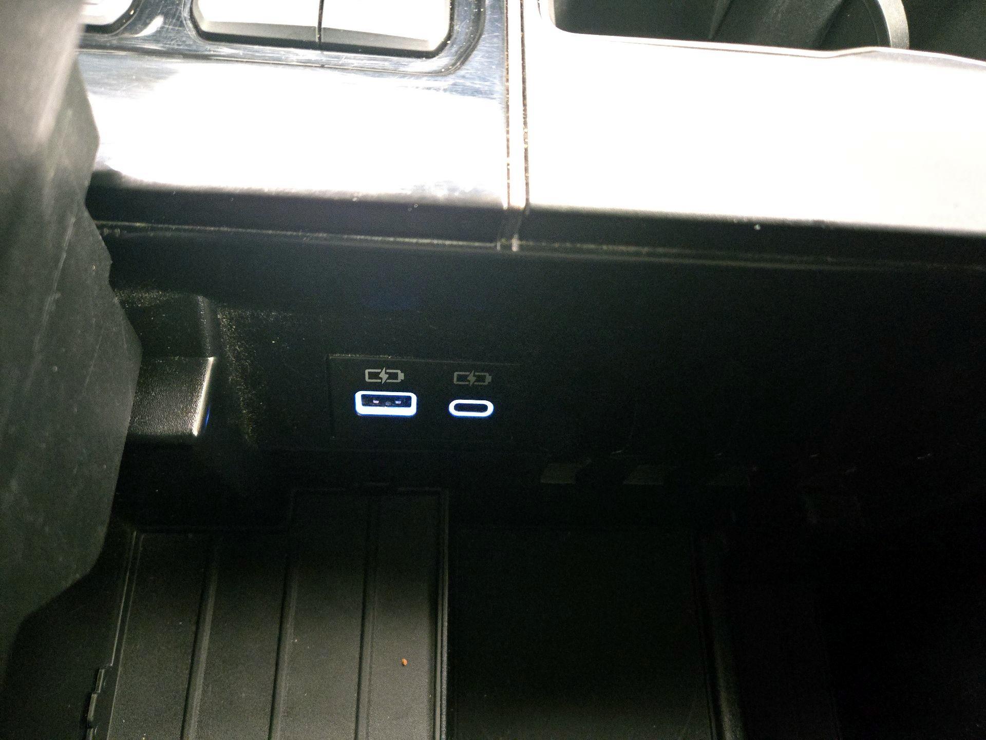 Thumbnail: 2024 Toyota Tundra - 18