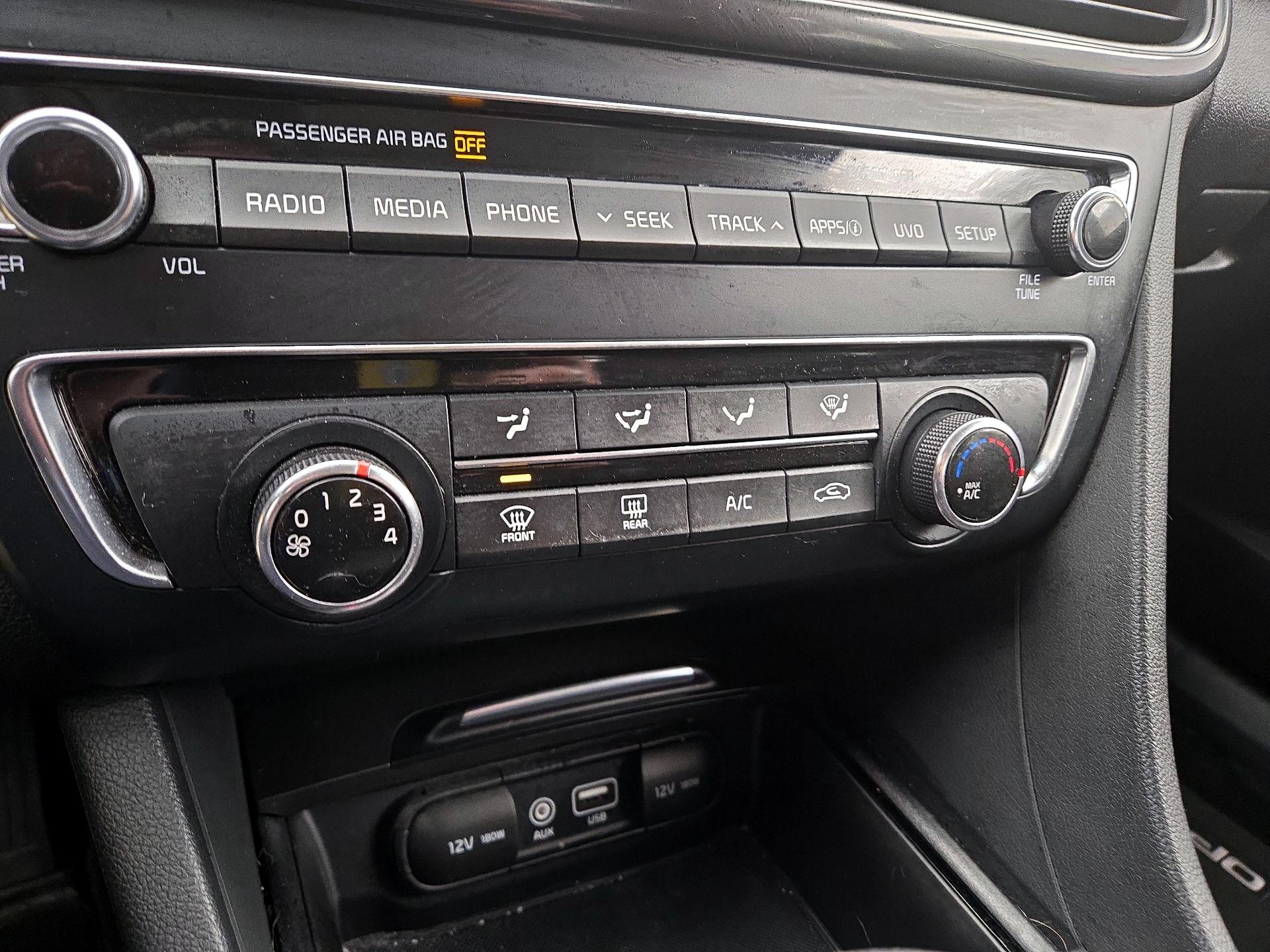 Thumbnail: 2018 Kia Optima - 16