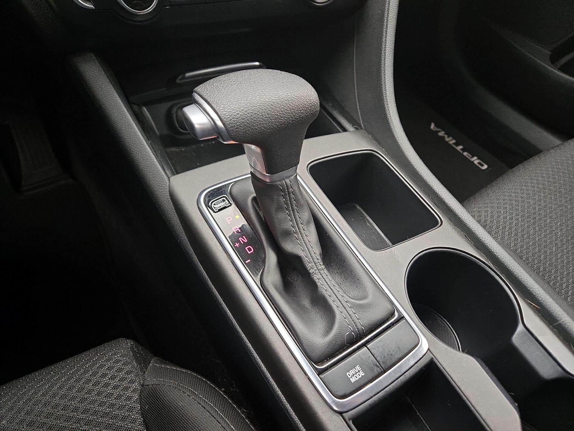 Thumbnail: 2018 Kia Optima - 17