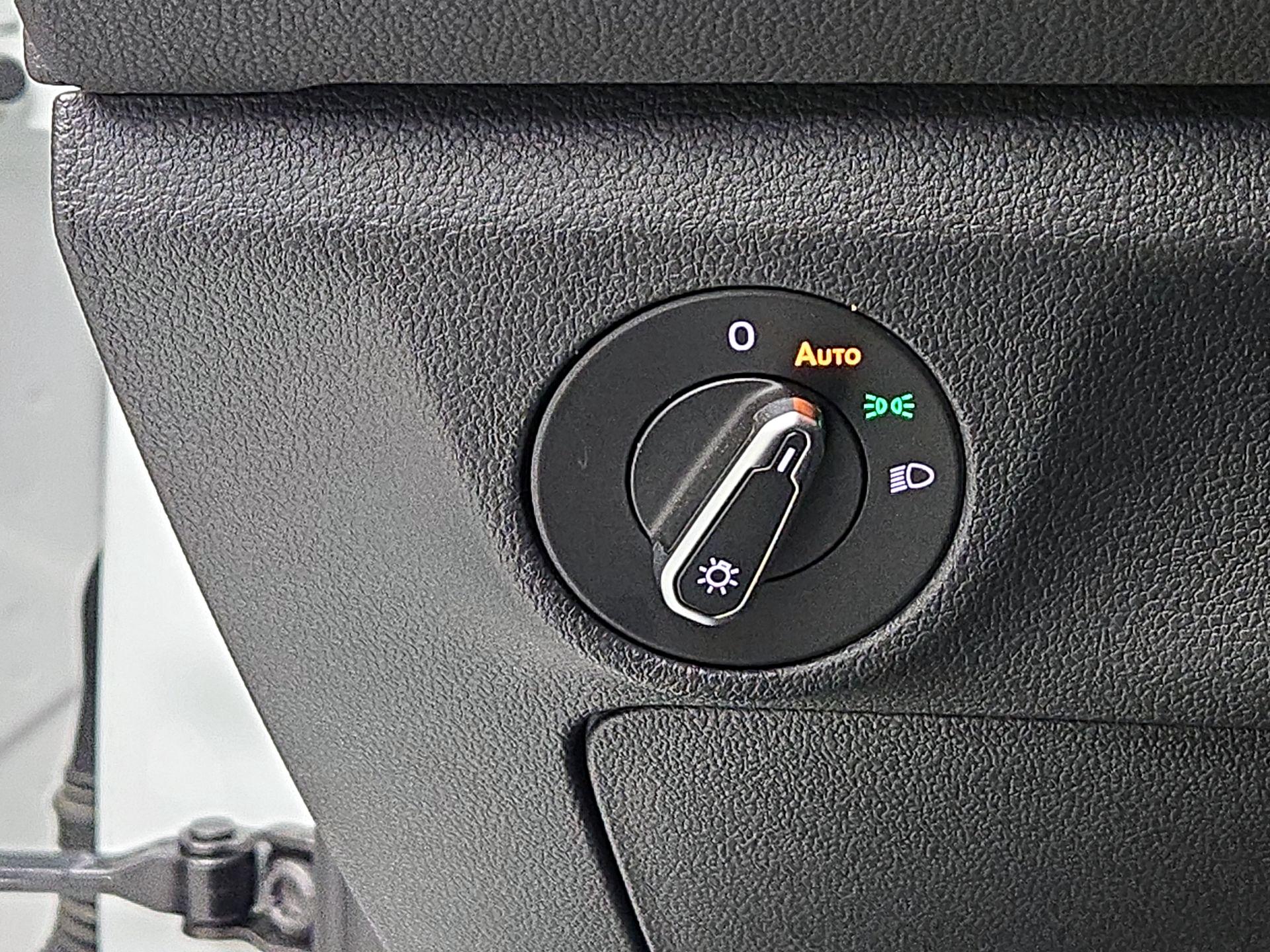 Thumbnail: 2025 Volkswagen Jetta - 13