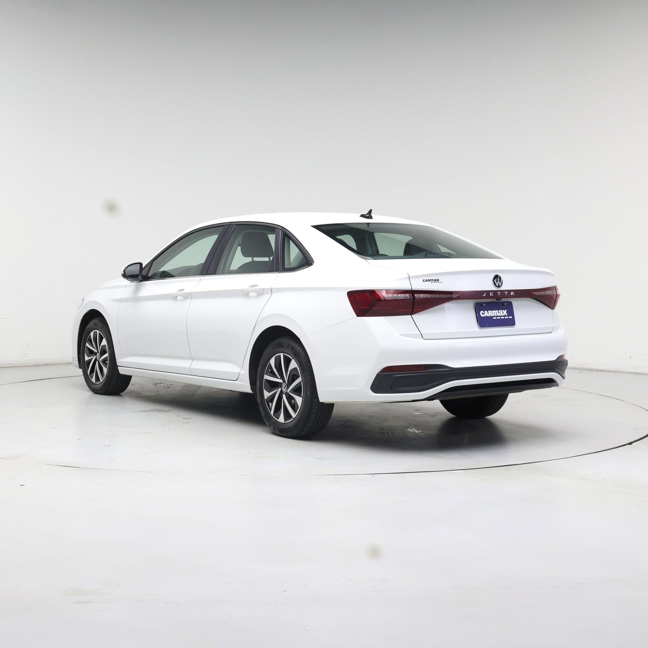 Thumbnail: 2025 Volkswagen Jetta - 2