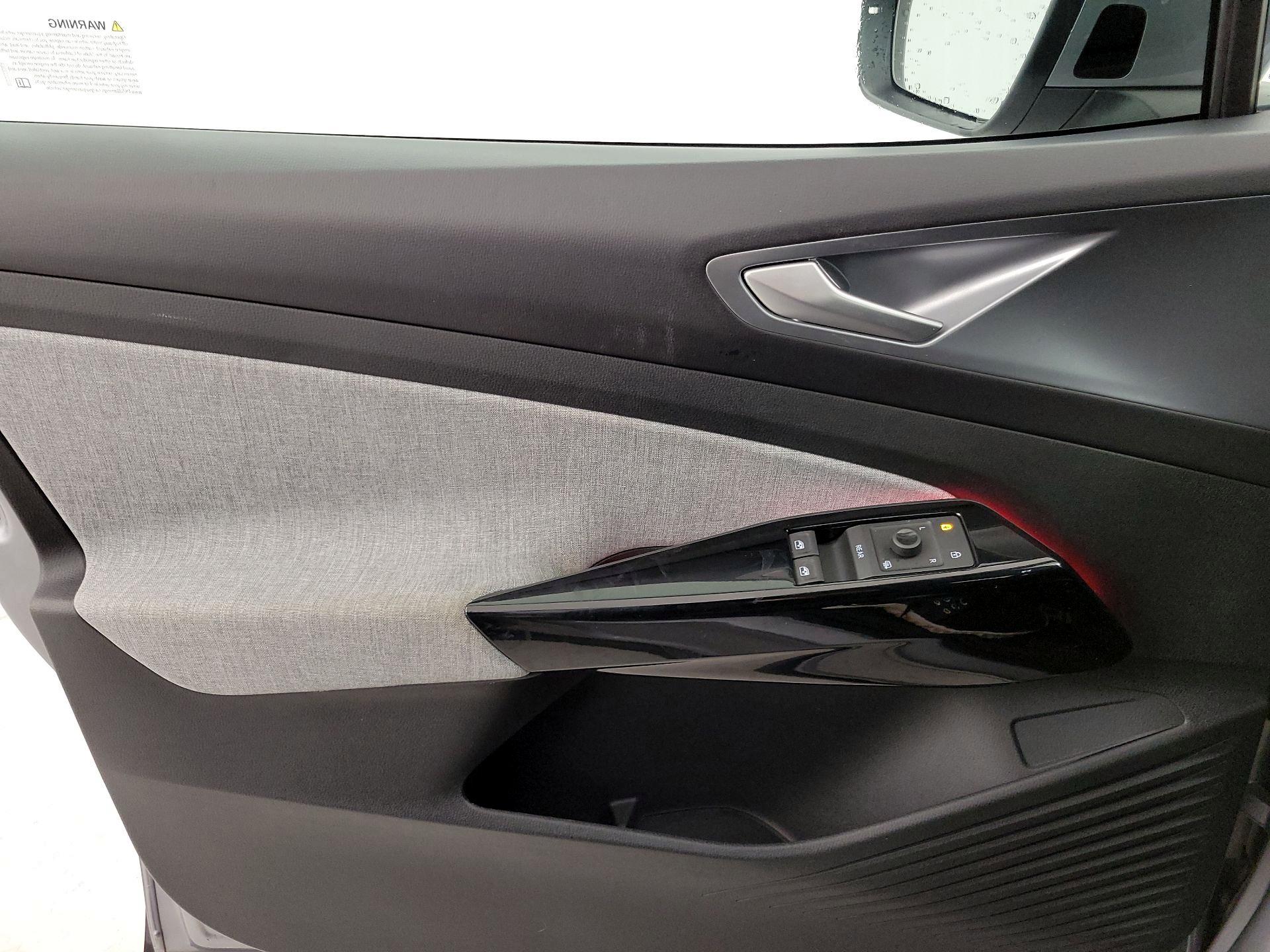 Thumbnail: 2023 Volkswagen ID.4 - 12