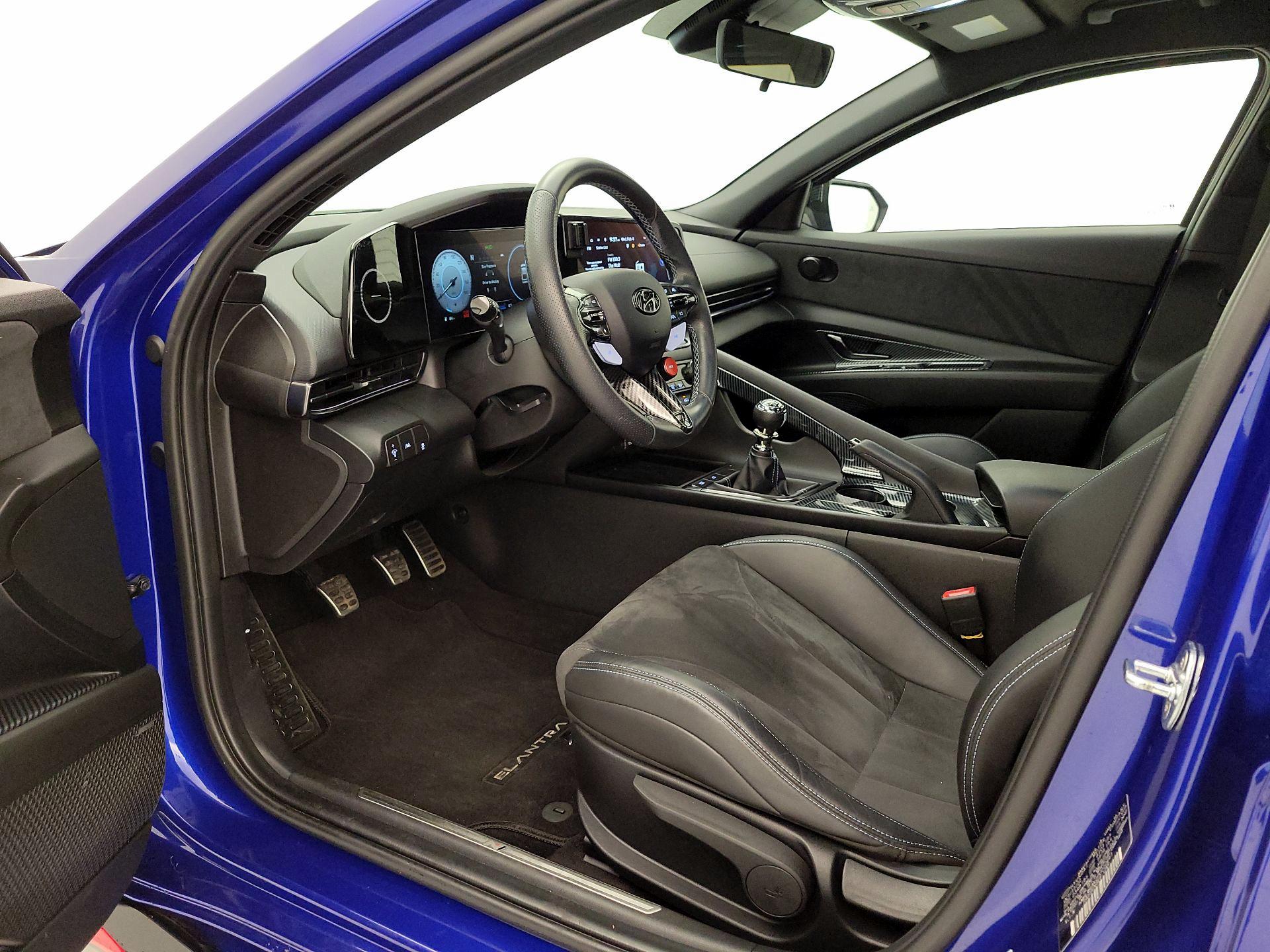 Thumbnail: 2023 Hyundai Elantra - 11