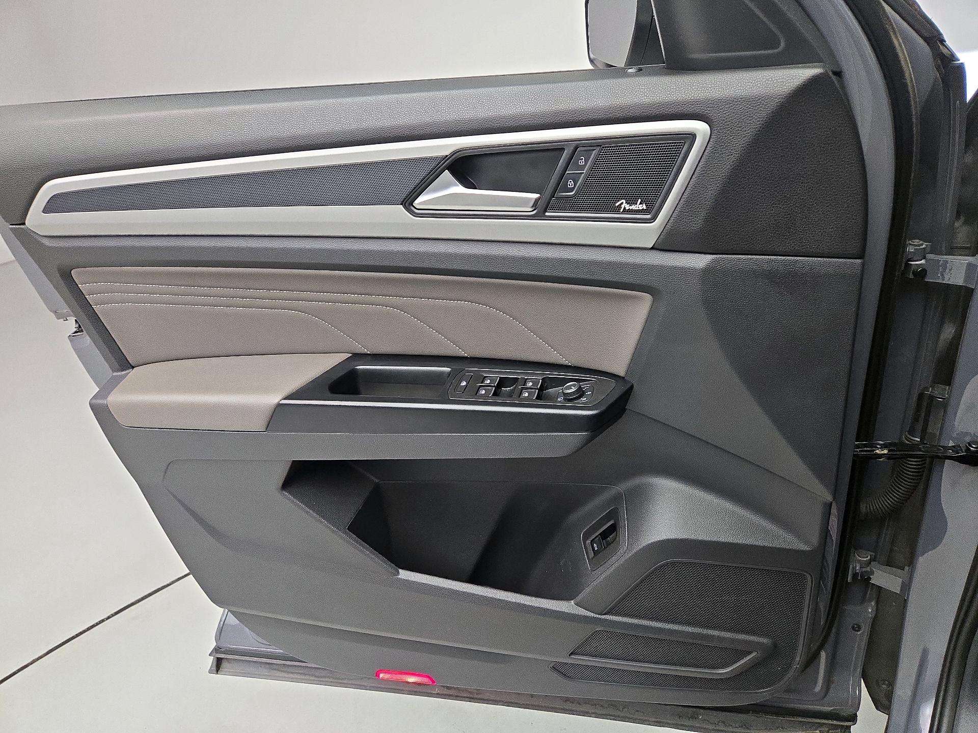 Thumbnail: 2021 Volkswagen Atlas - 12