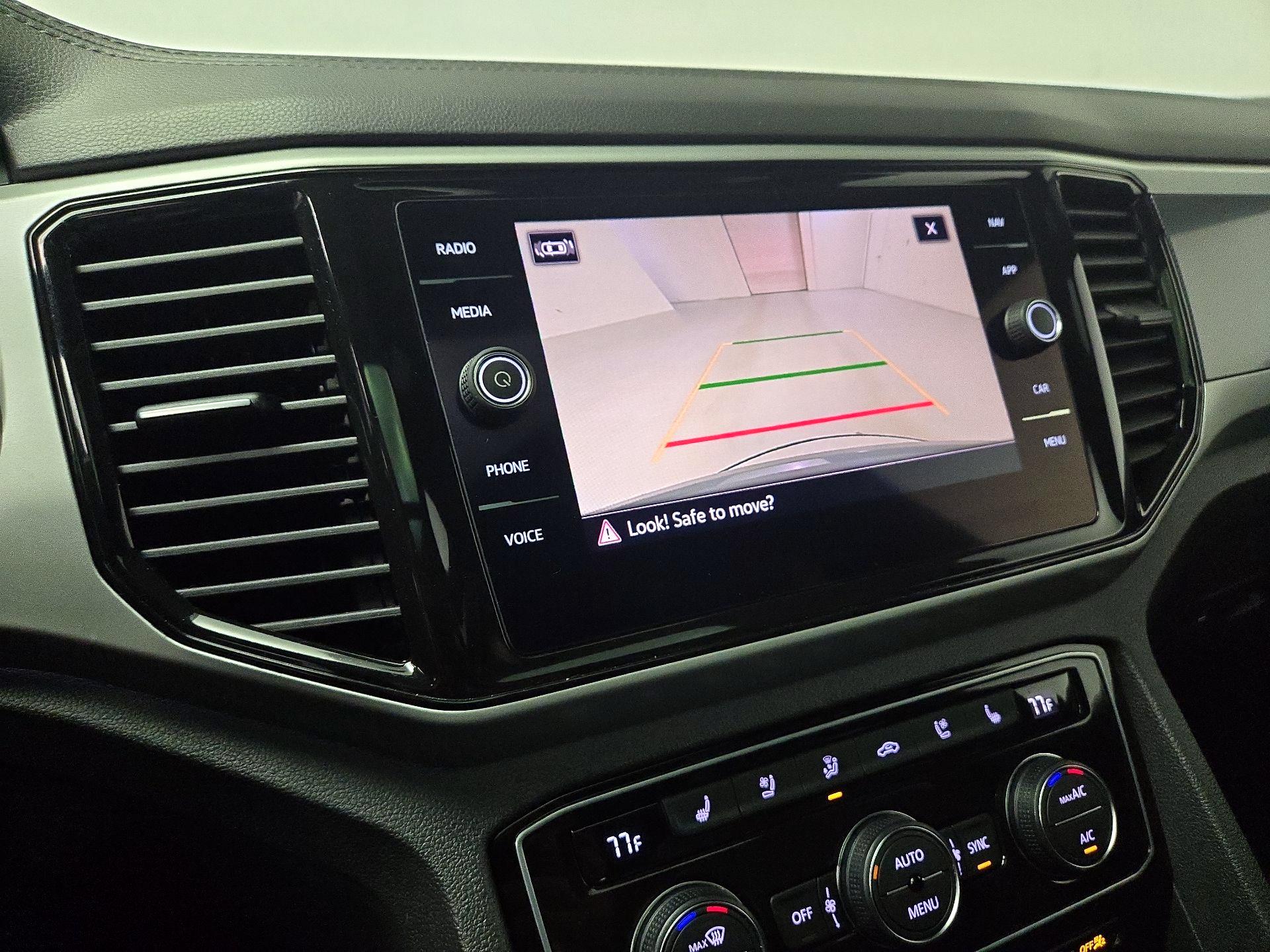 Thumbnail: 2021 Volkswagen Atlas - 15