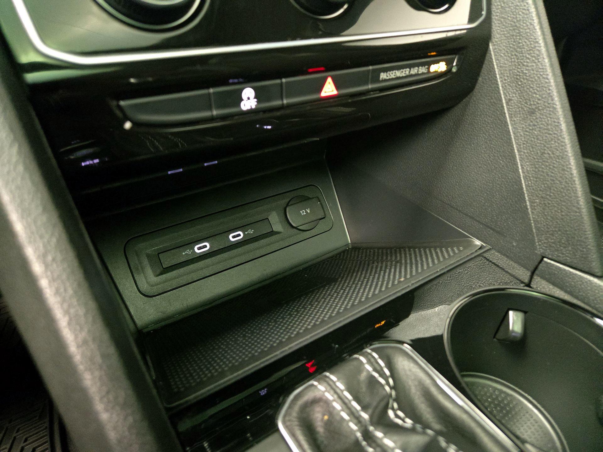 Thumbnail: 2021 Volkswagen Atlas - 19