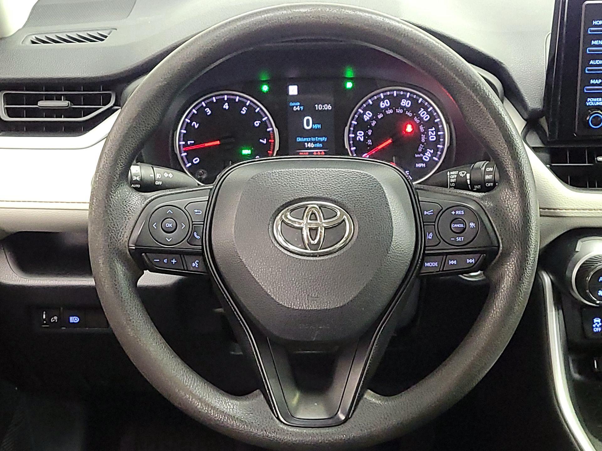 Thumbnail: 2020 Toyota RAV4 - 10