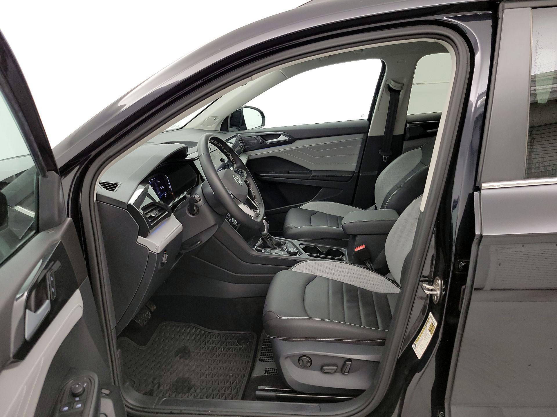 Thumbnail: 2024 Volkswagen Taos - 11