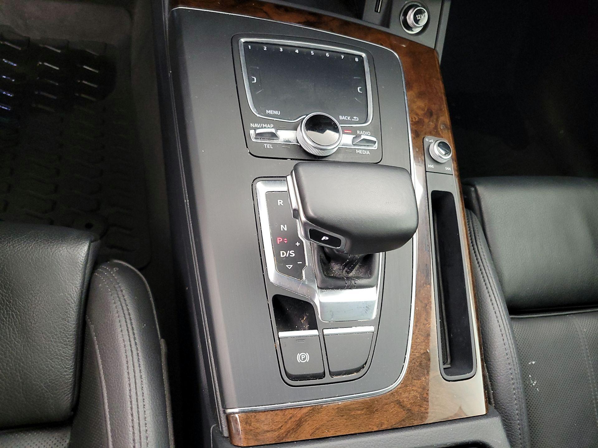 Thumbnail: 2018 Audi Q5 - 18