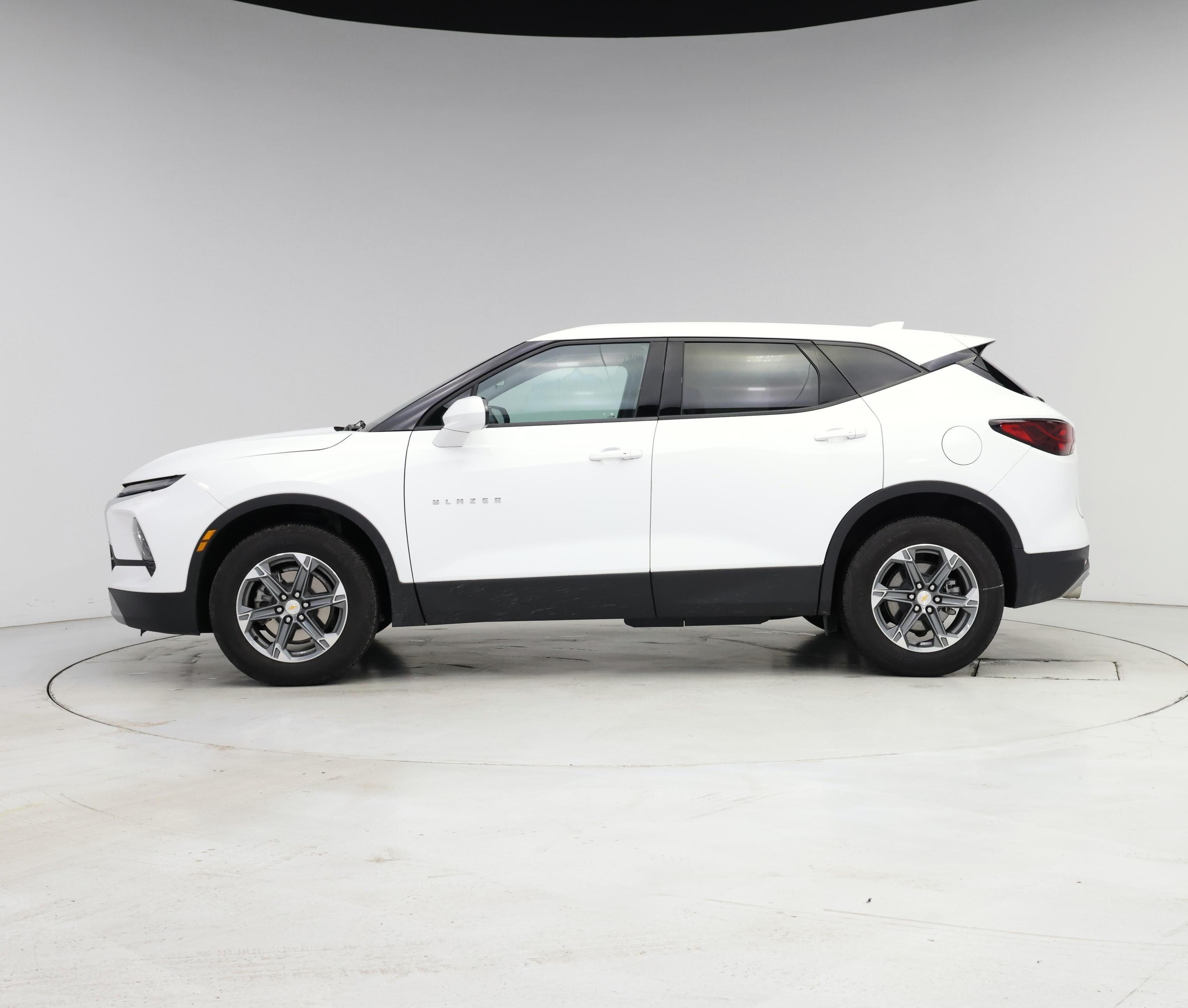 Thumbnail: 2024 Chevrolet Blazer - 3