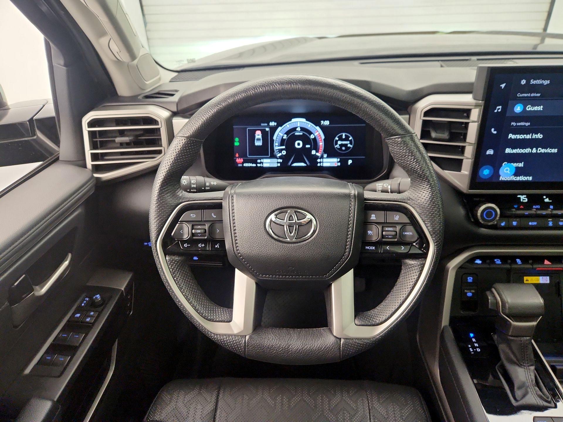 Thumbnail: 2024 Toyota Tundra - 10