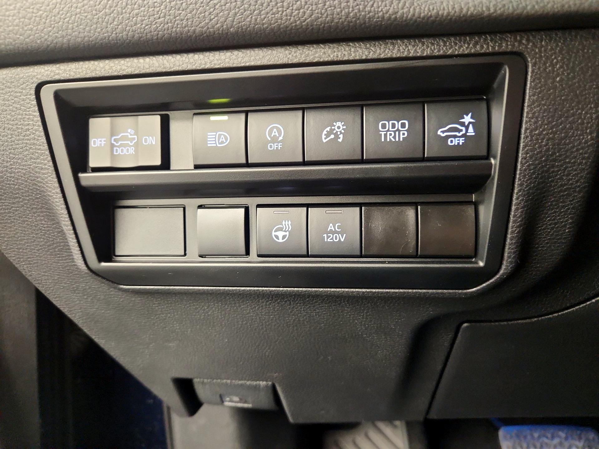 Thumbnail: 2024 Toyota Tundra - 13