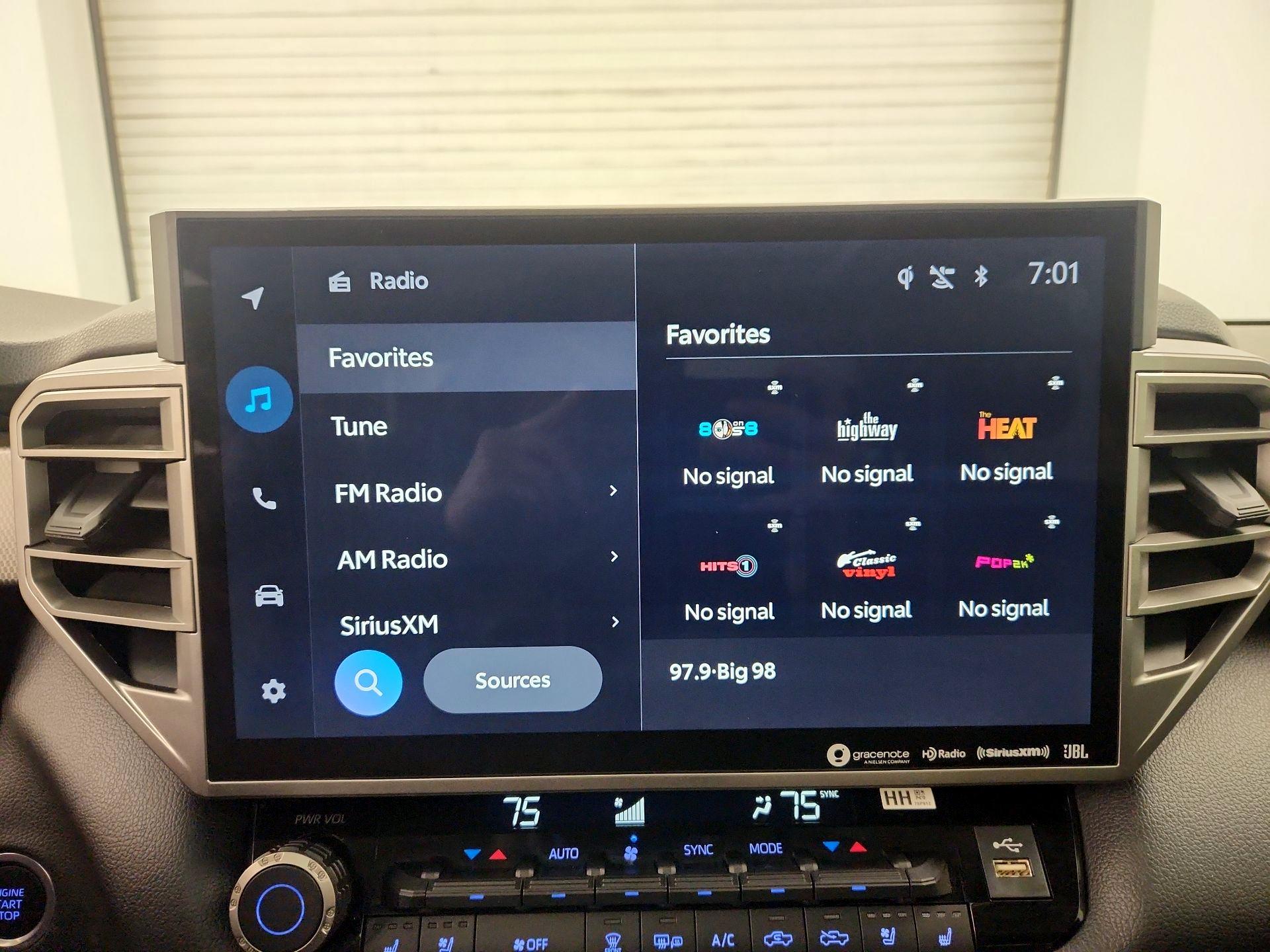 Thumbnail: 2024 Toyota Tundra - 15