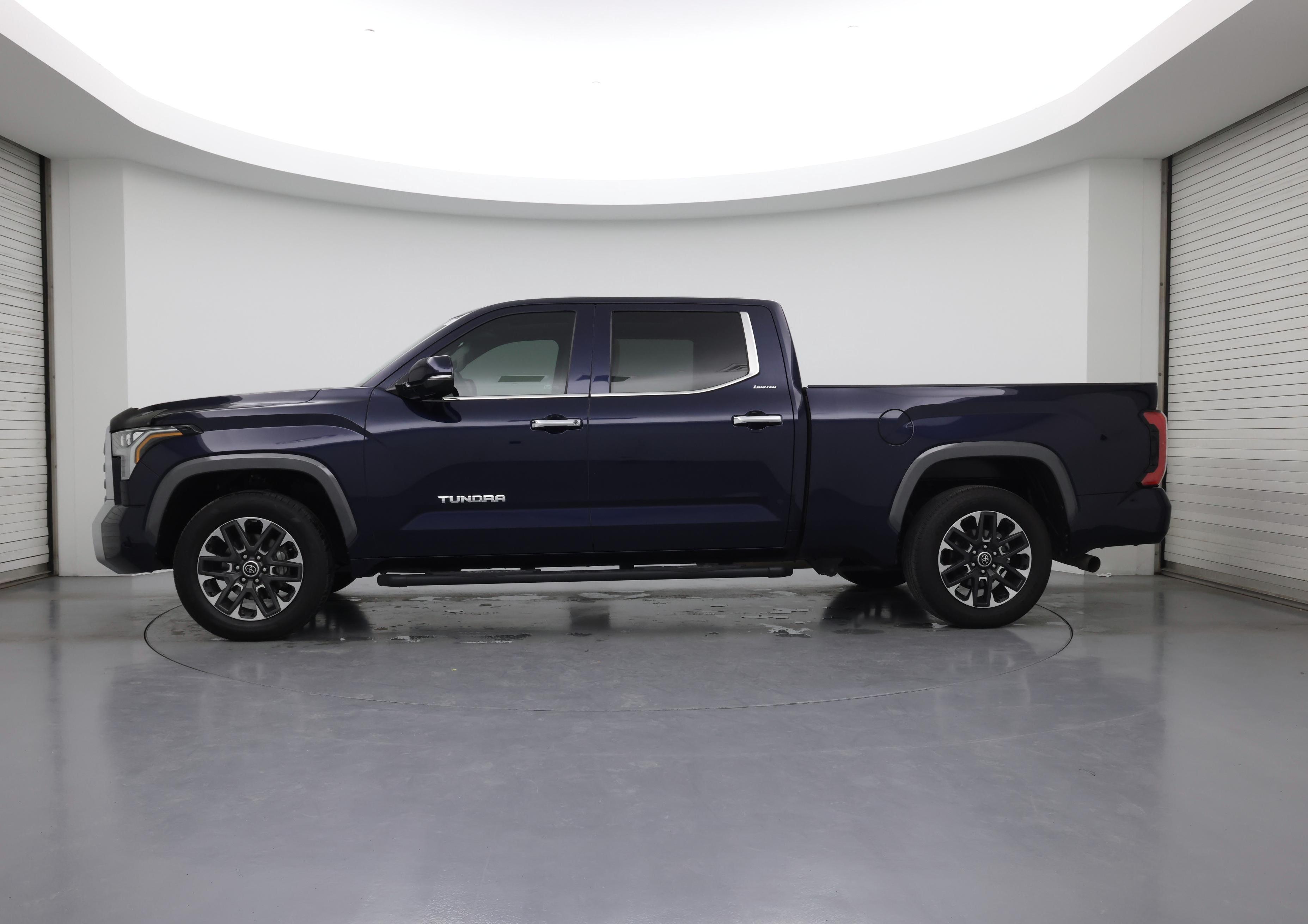 Thumbnail: 2024 Toyota Tundra - 3