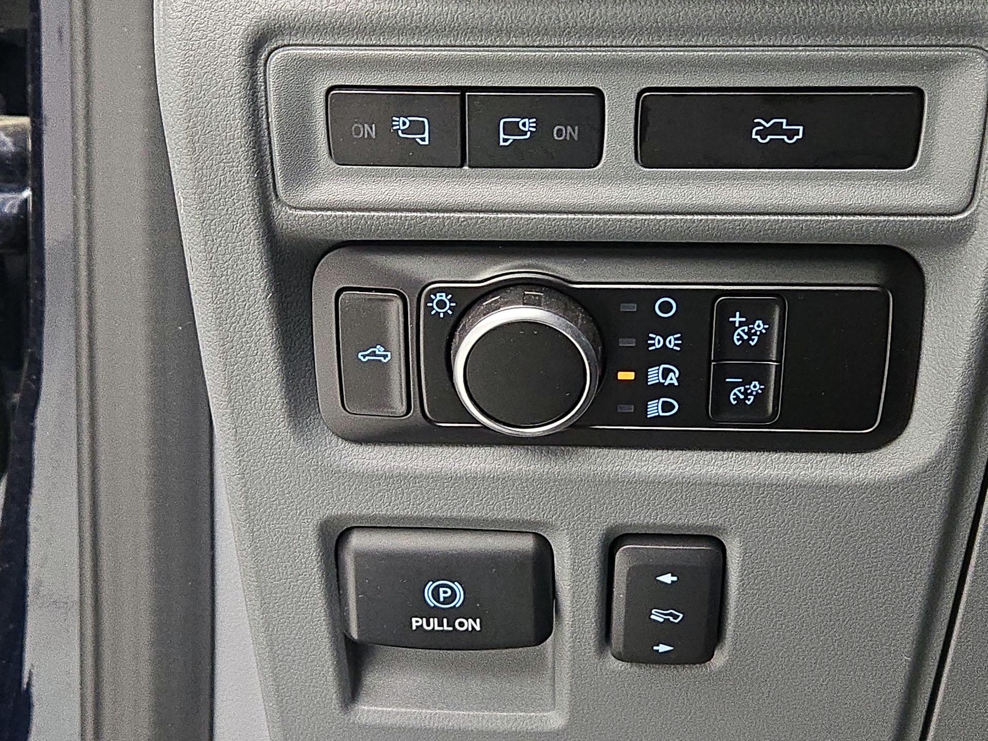 Thumbnail: 2023 Ford F-150 - 13