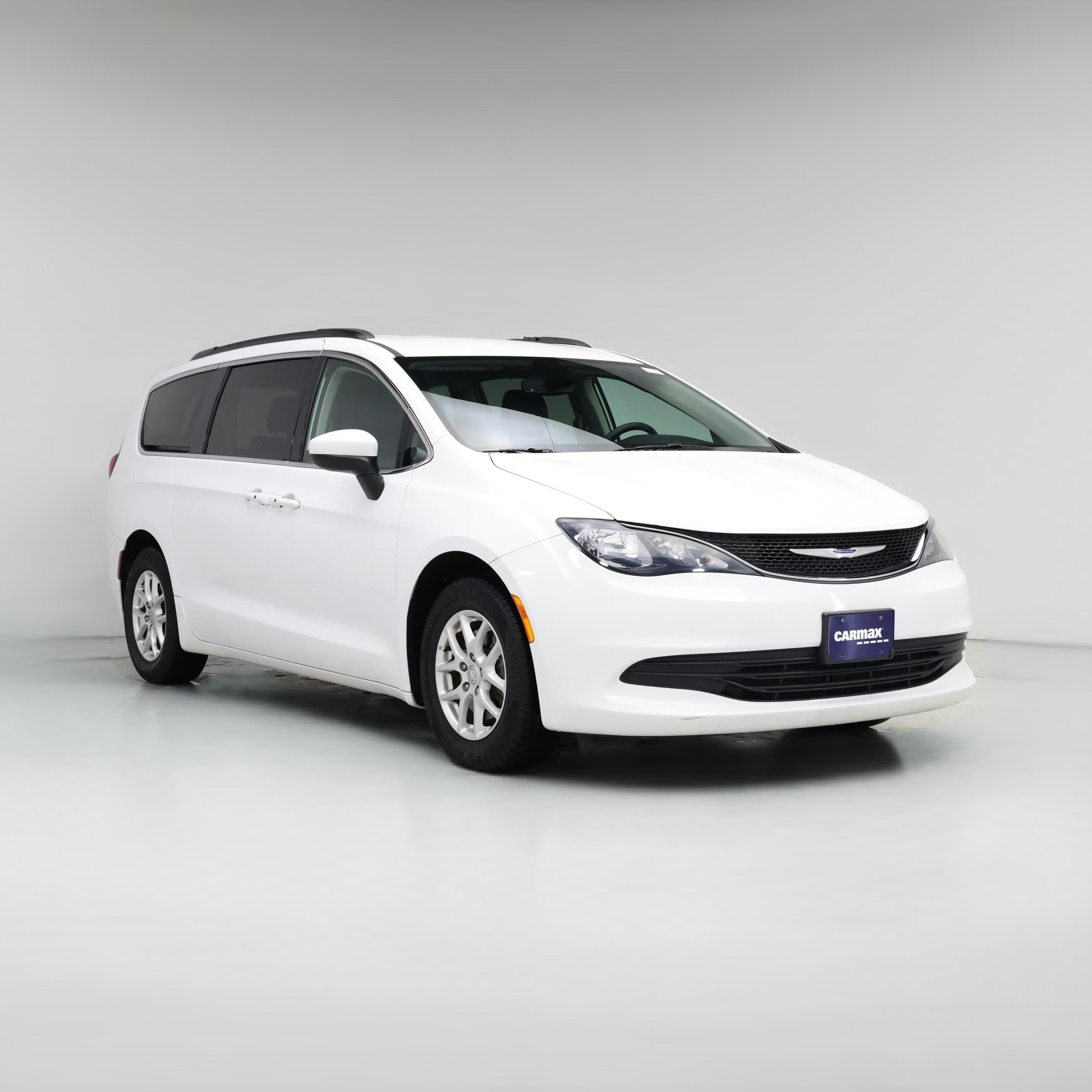 Thumbnail: 2020 Chrysler Voyager - 1