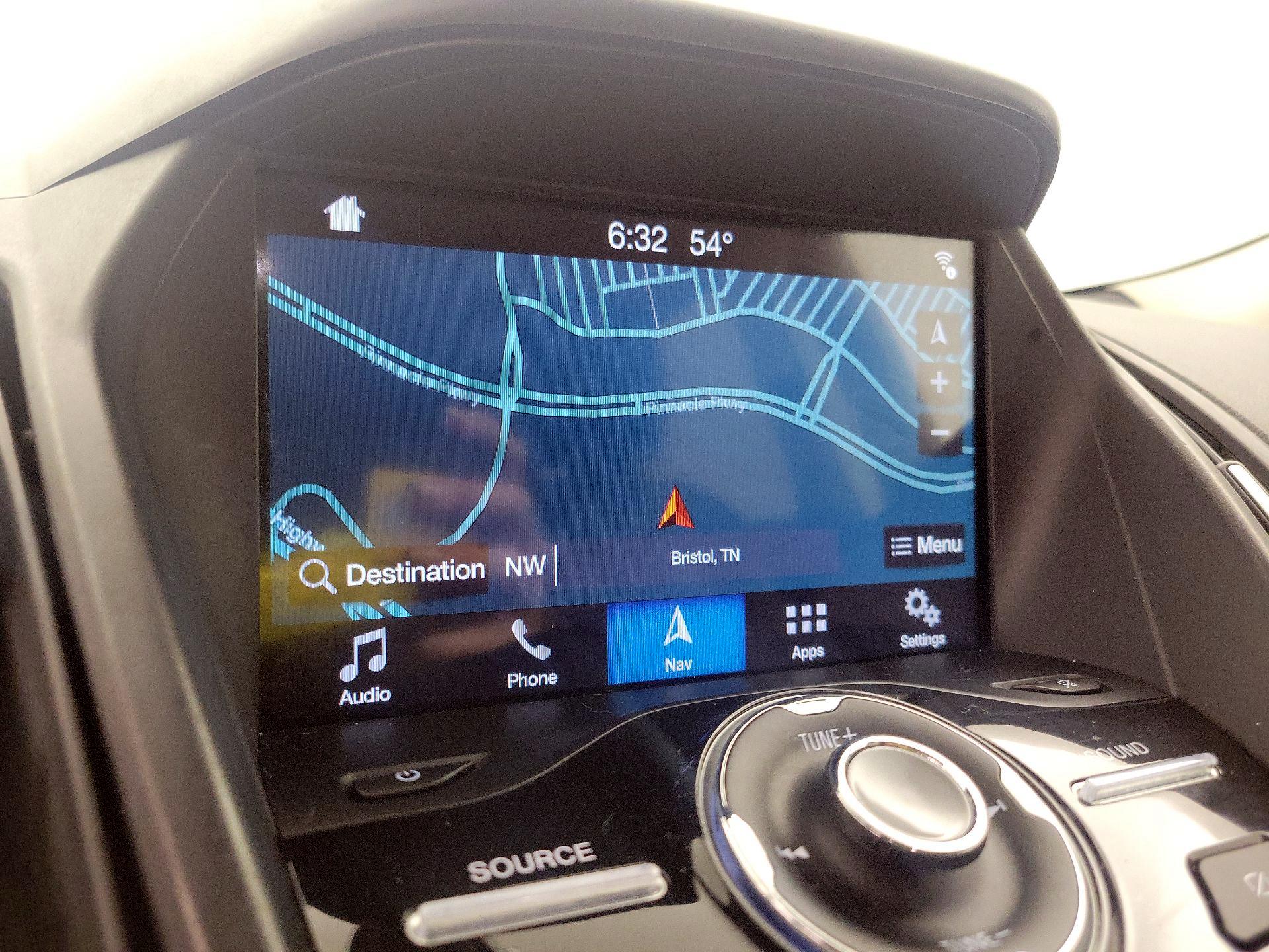 Thumbnail: 2019 Ford Escape - 14