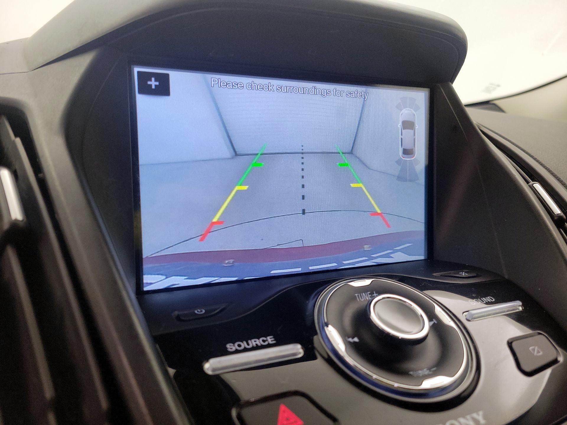 Thumbnail: 2019 Ford Escape - 15