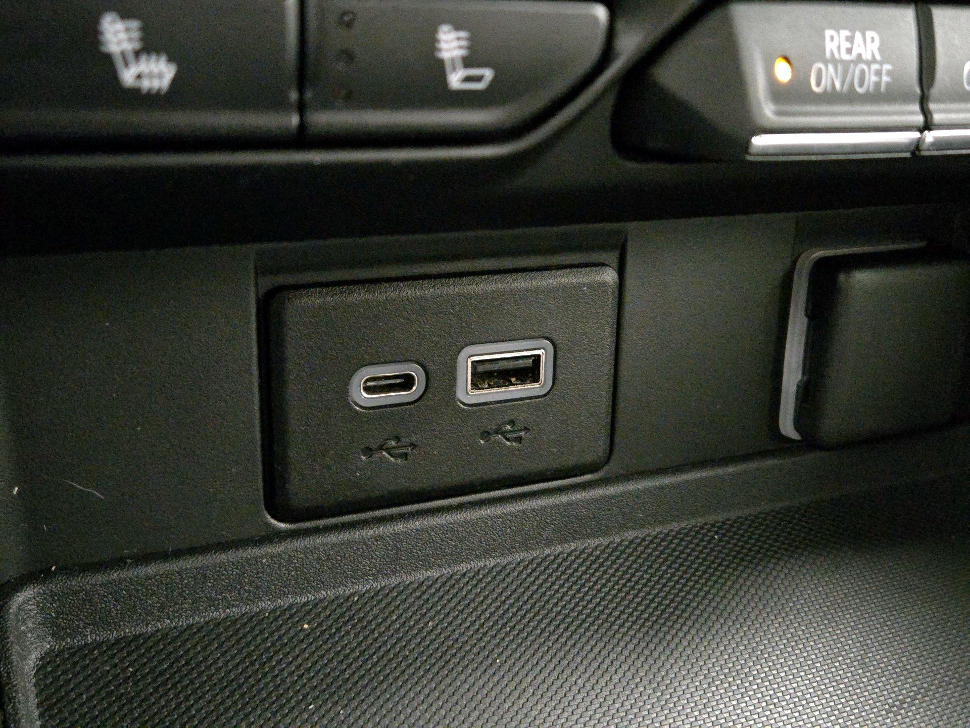 Thumbnail: 2021 Chevrolet Tahoe - 18