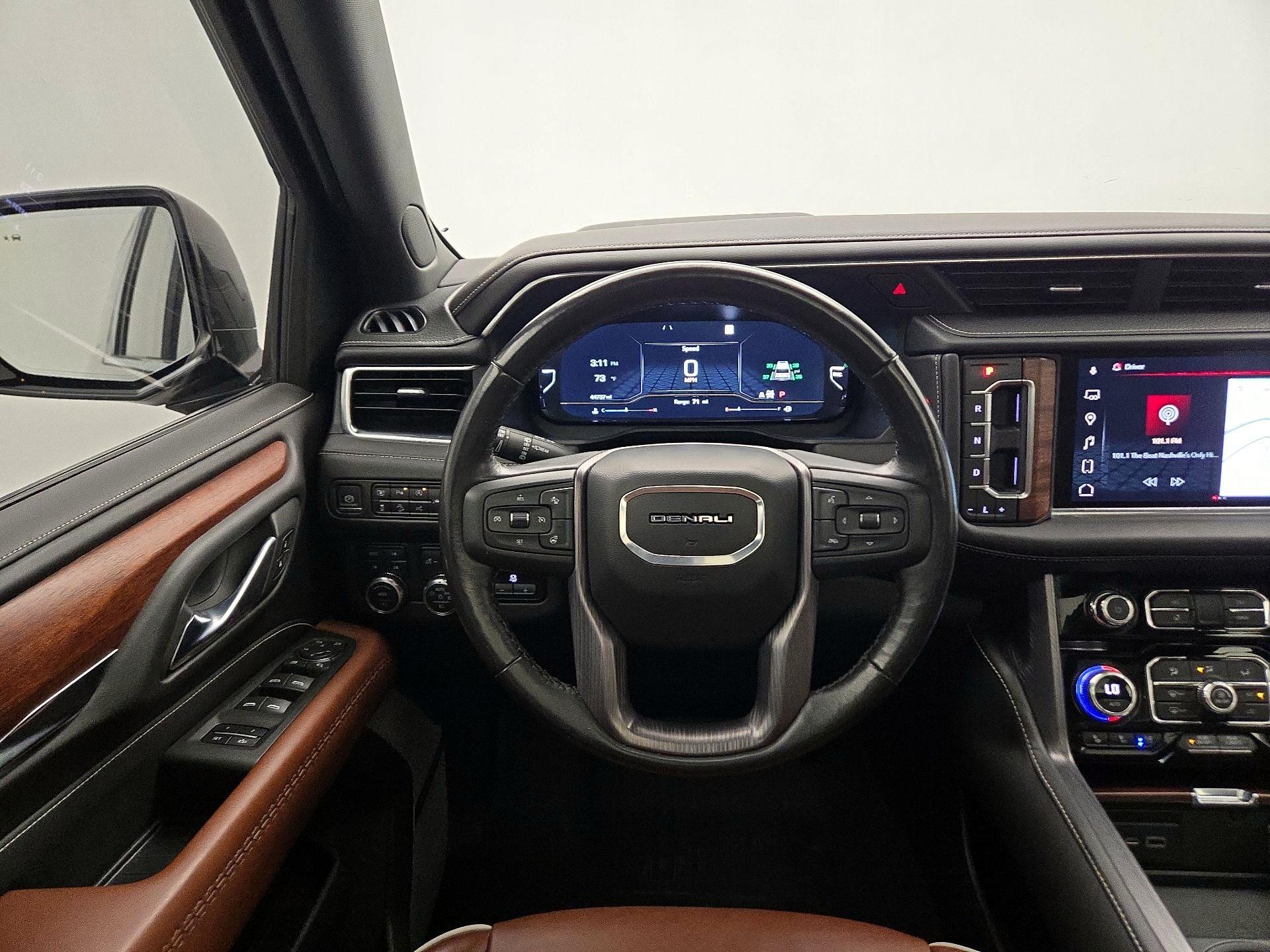 Thumbnail: 2023 GMC Yukon XL - 10