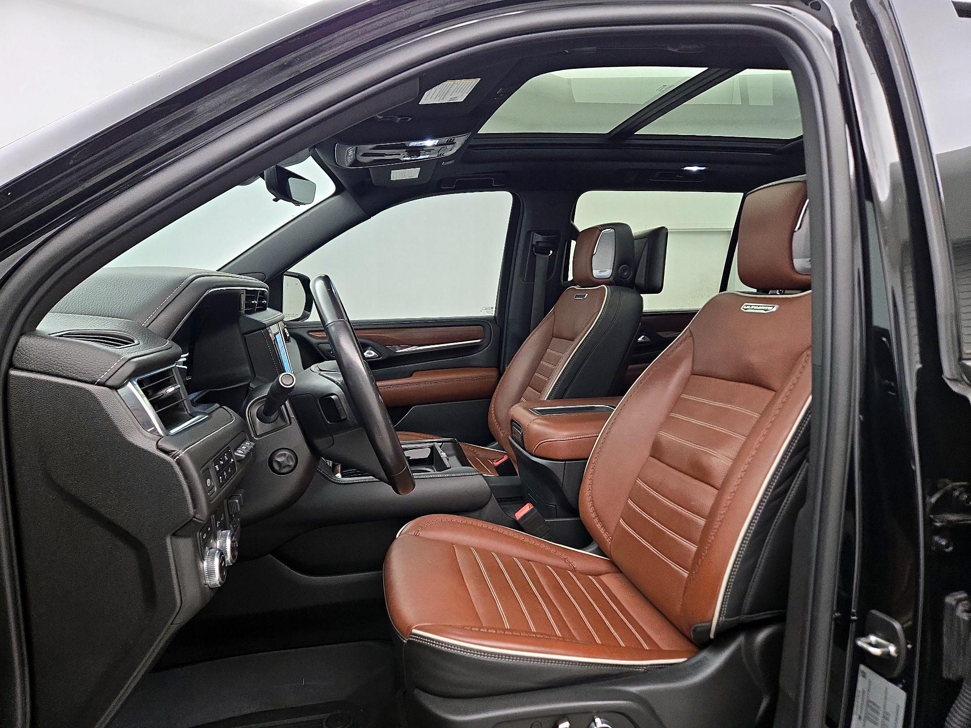 Thumbnail: 2023 GMC Yukon XL - 11