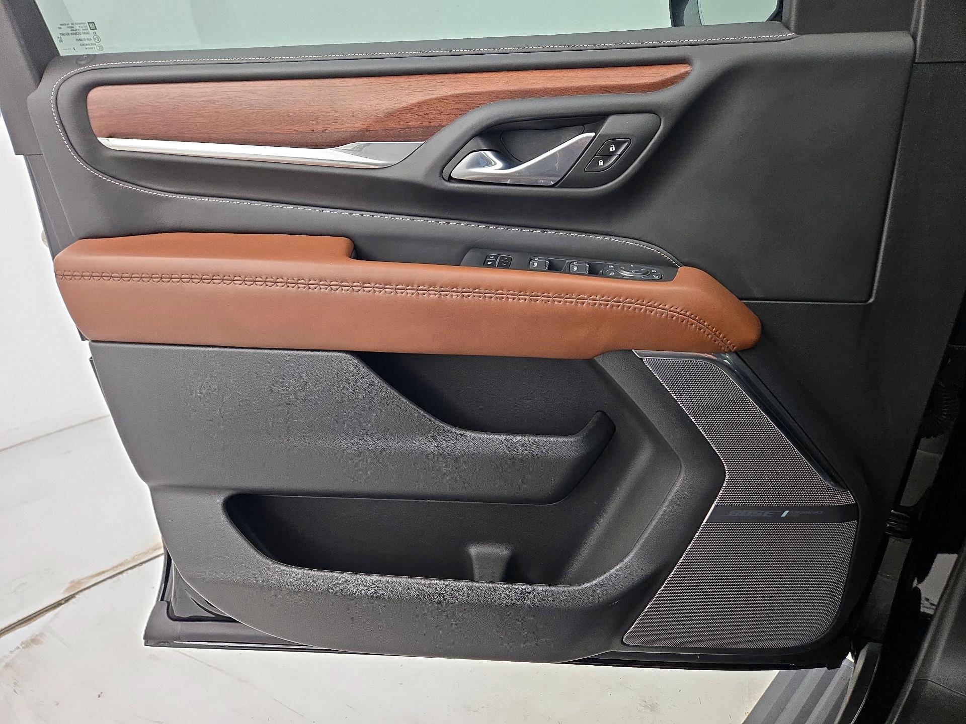 Thumbnail: 2023 GMC Yukon XL - 12