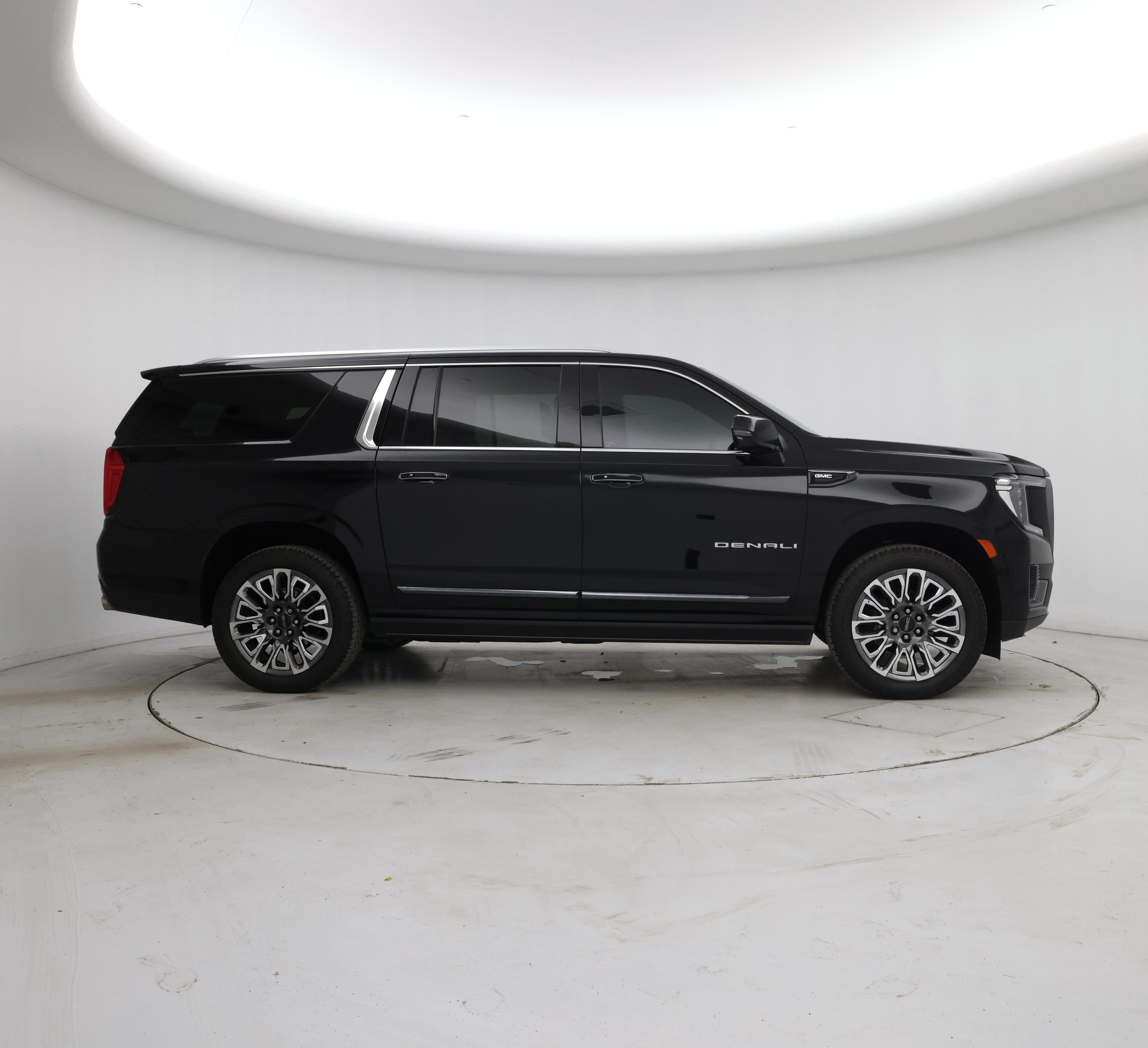 Thumbnail: 2023 GMC Yukon XL - 7