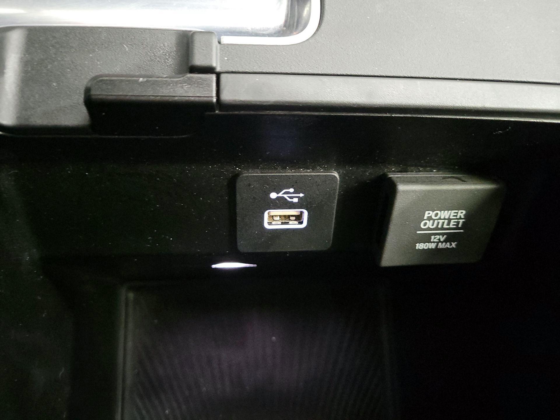 Thumbnail: 2022 Acura MDX - 19