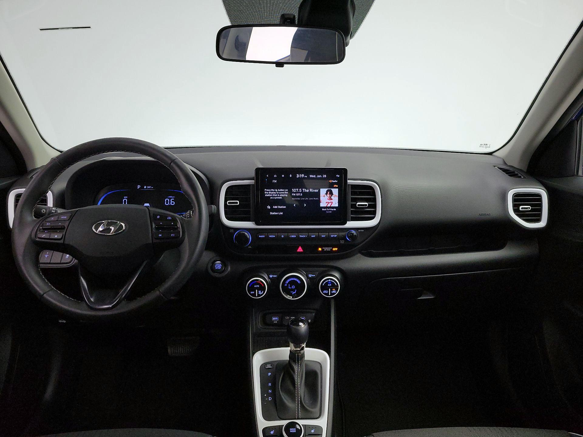 Thumbnail: 2024 Hyundai Venue - 9