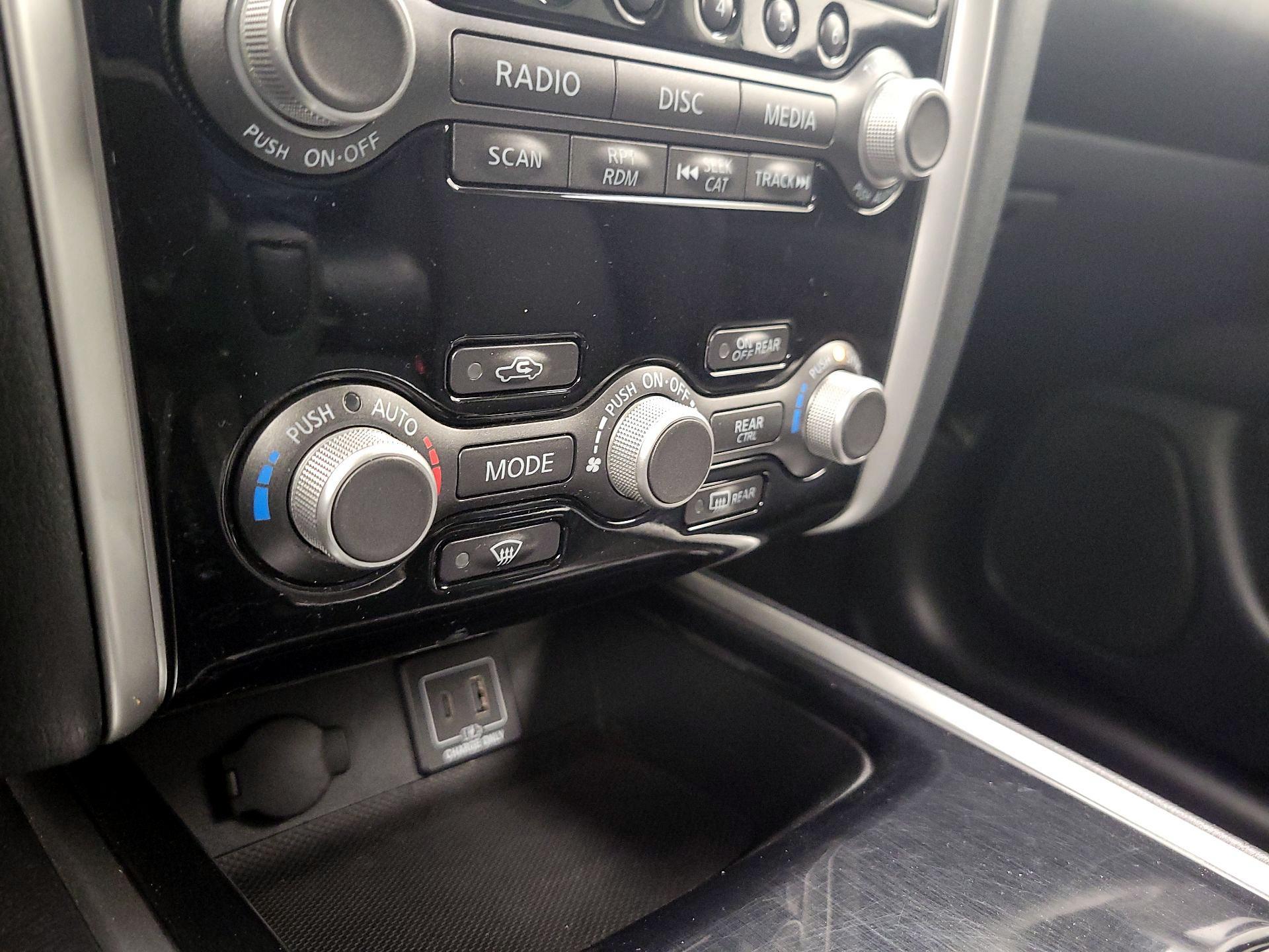 Thumbnail: 2020 Nissan Pathfinder - 16