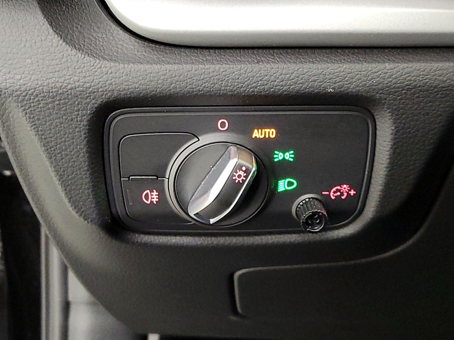 Thumbnail: 2015 Audi A3 - 13