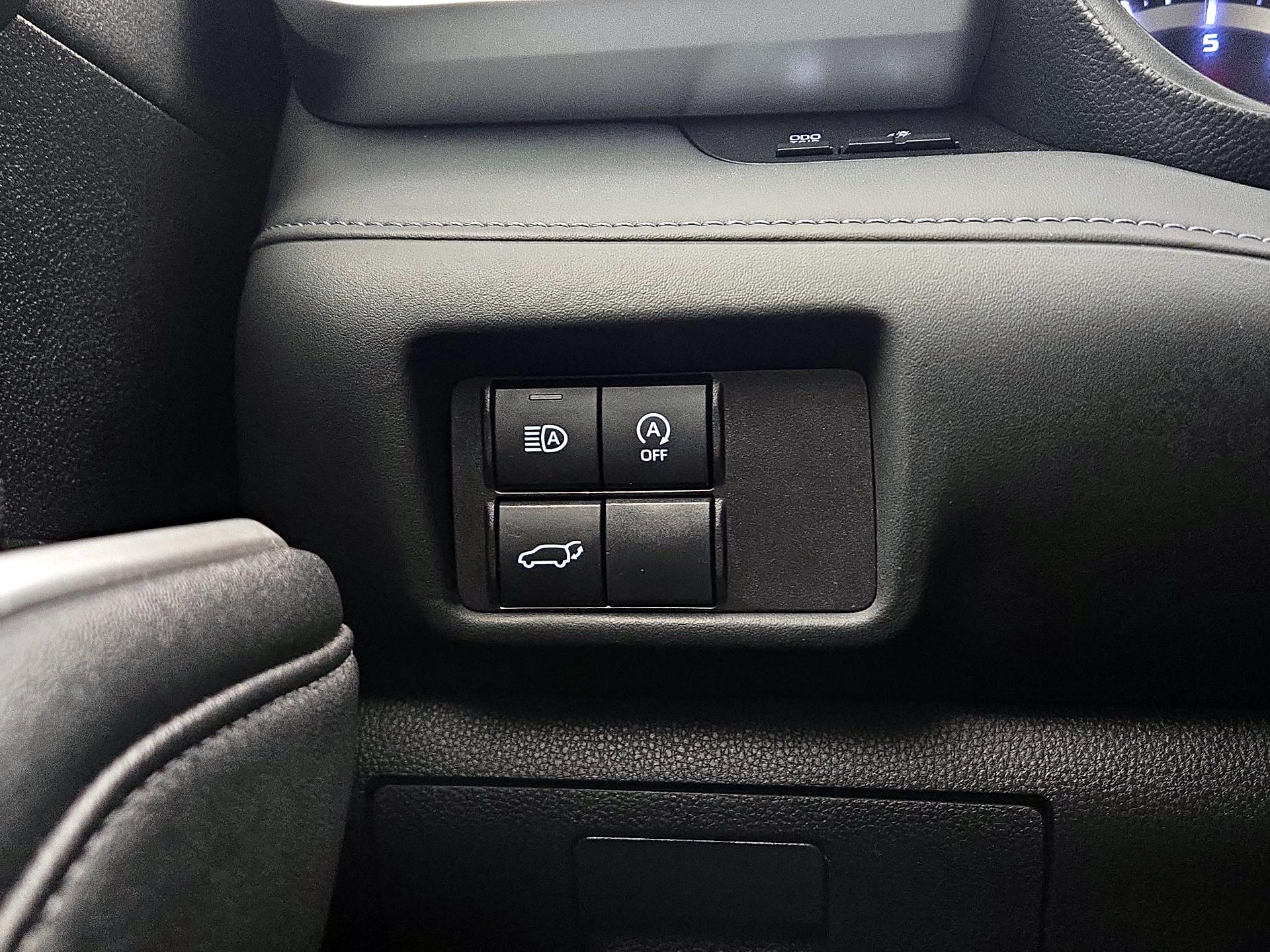 Thumbnail: 2024 Toyota Highlander - 13