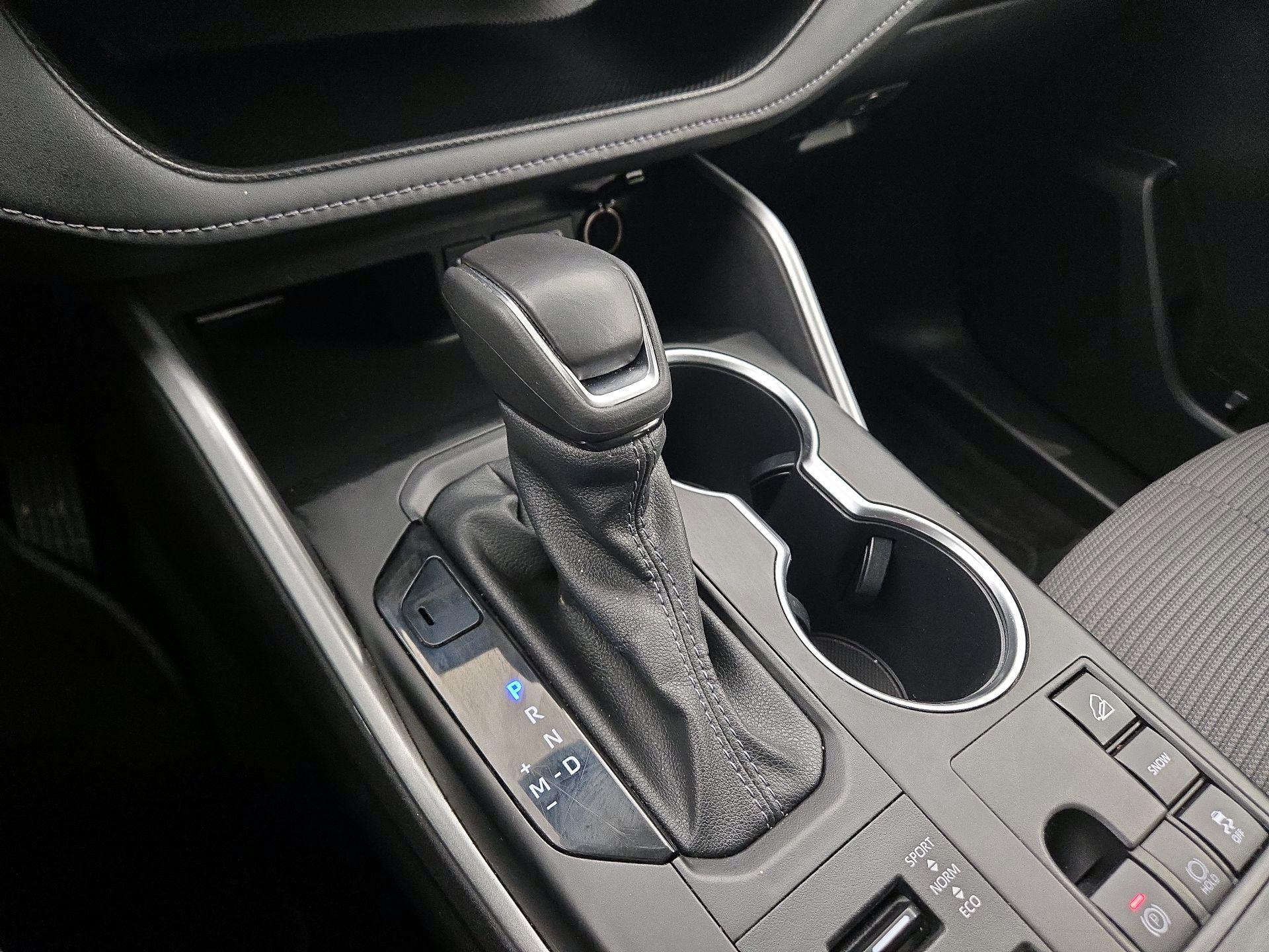 Thumbnail: 2024 Toyota Highlander - 17