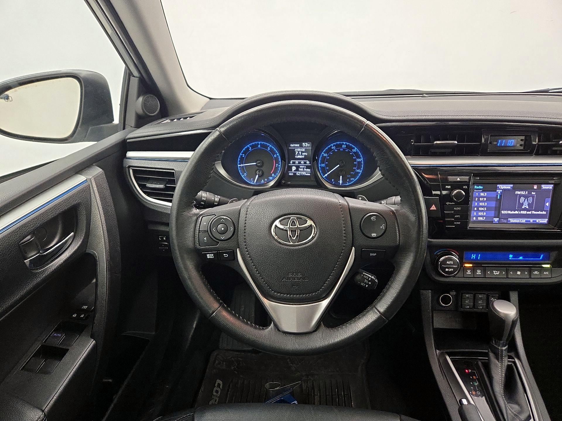 Thumbnail: 2015 Toyota Corolla - 10