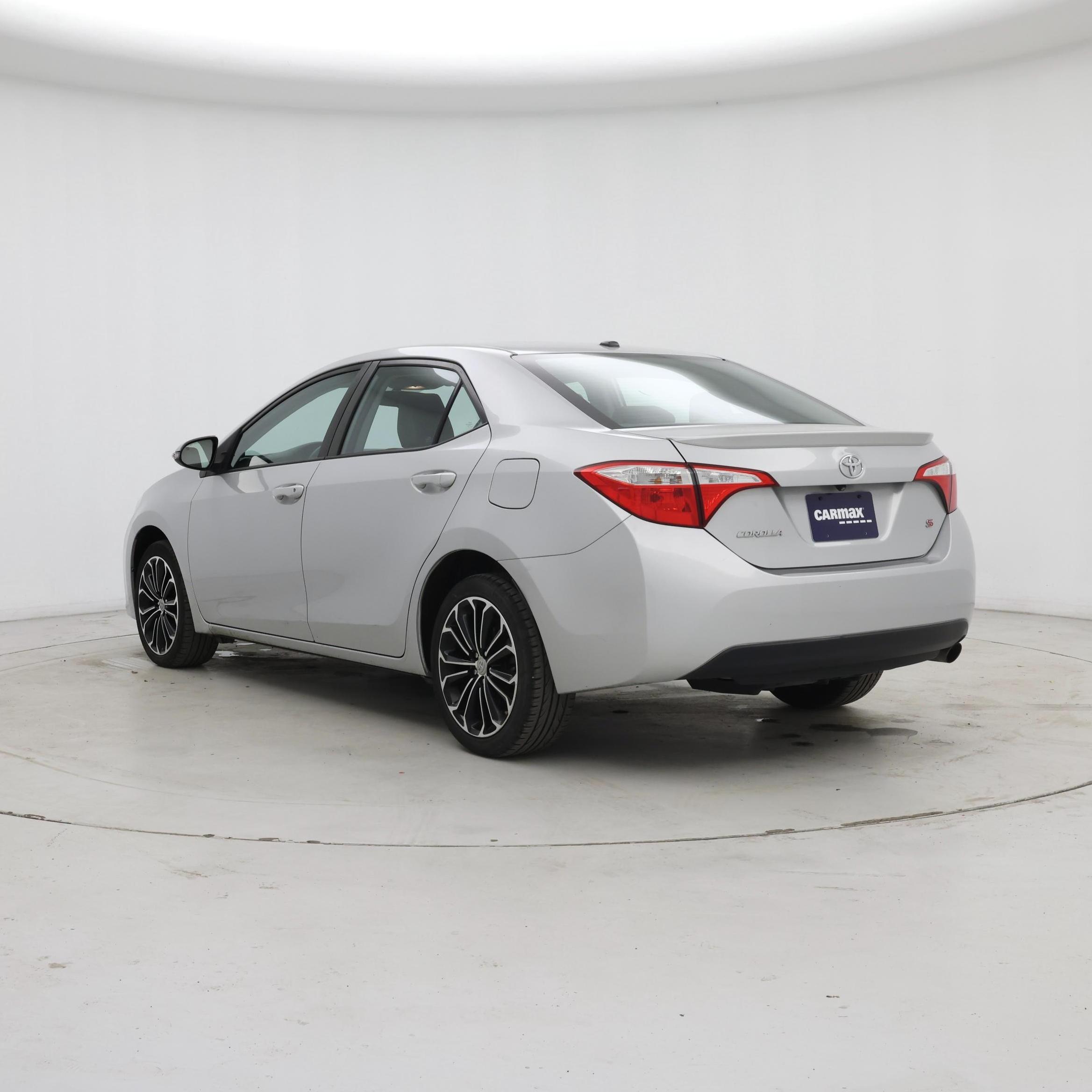 Thumbnail: 2015 Toyota Corolla - 2