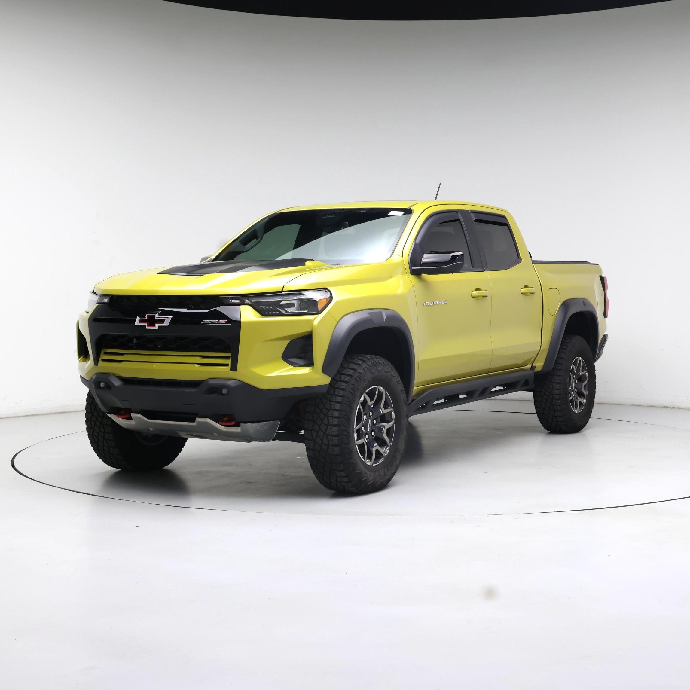 Thumbnail: 2024 Chevrolet Colorado - 4