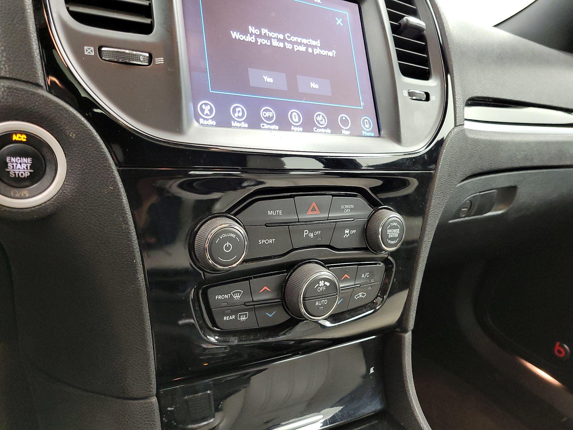 Thumbnail: 2017 Chrysler 300 - 17