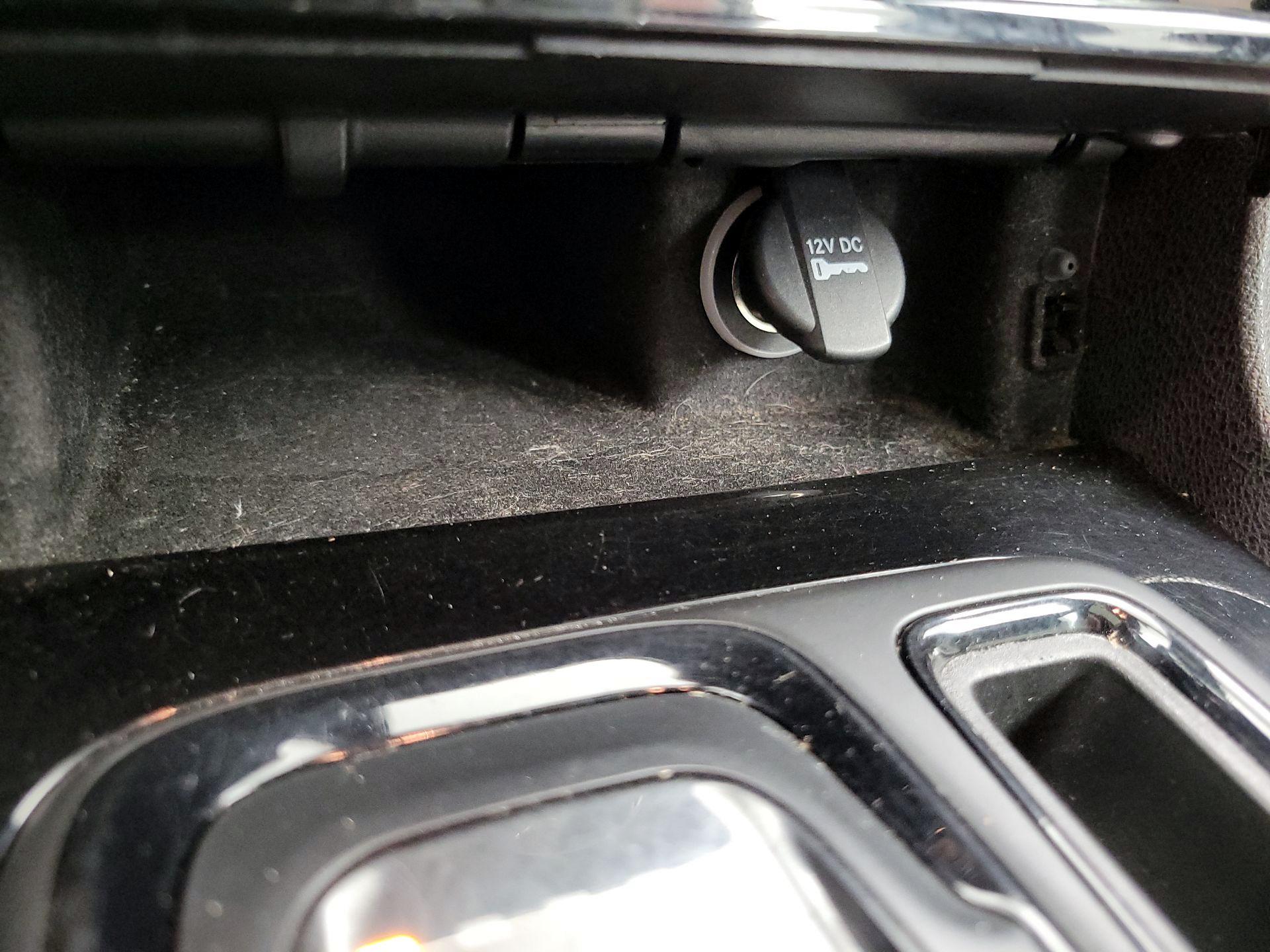 Thumbnail: 2017 Chrysler 300 - 19