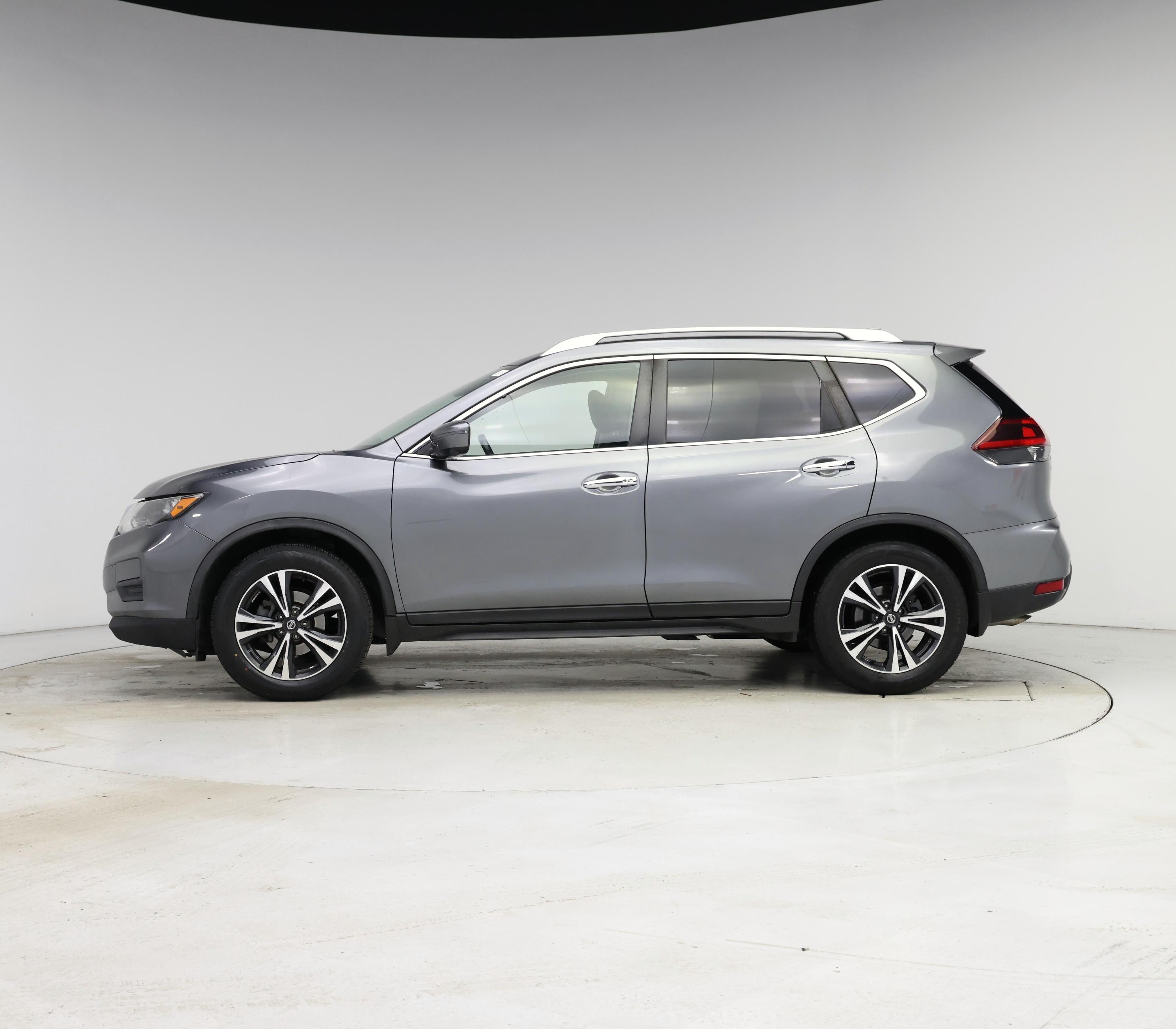 Thumbnail: 2019 Nissan Rogue - 3