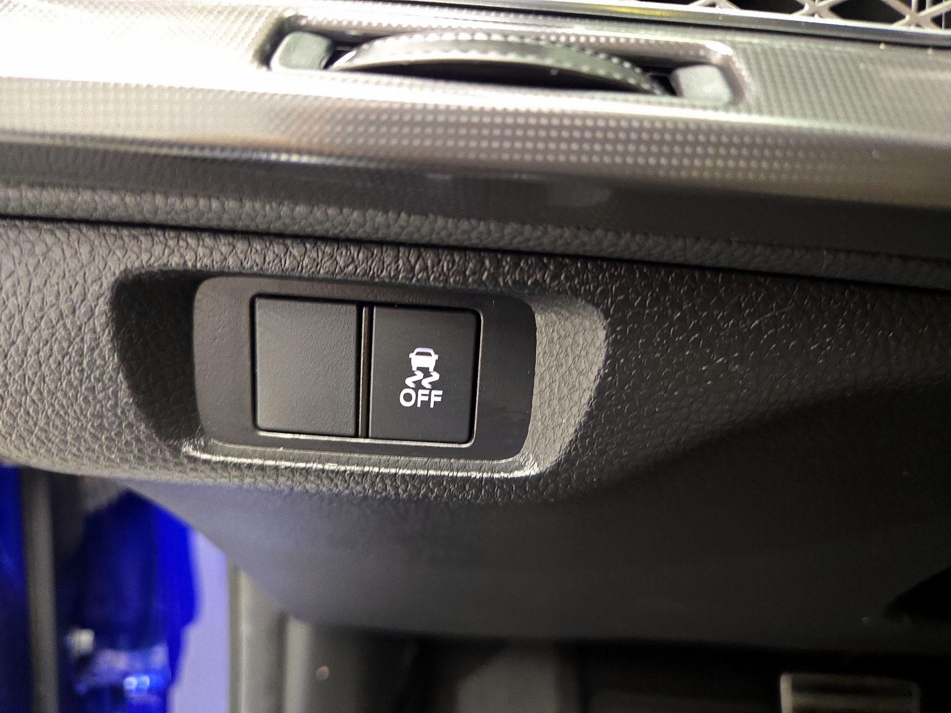 Thumbnail: 2025 Acura Integra - 13