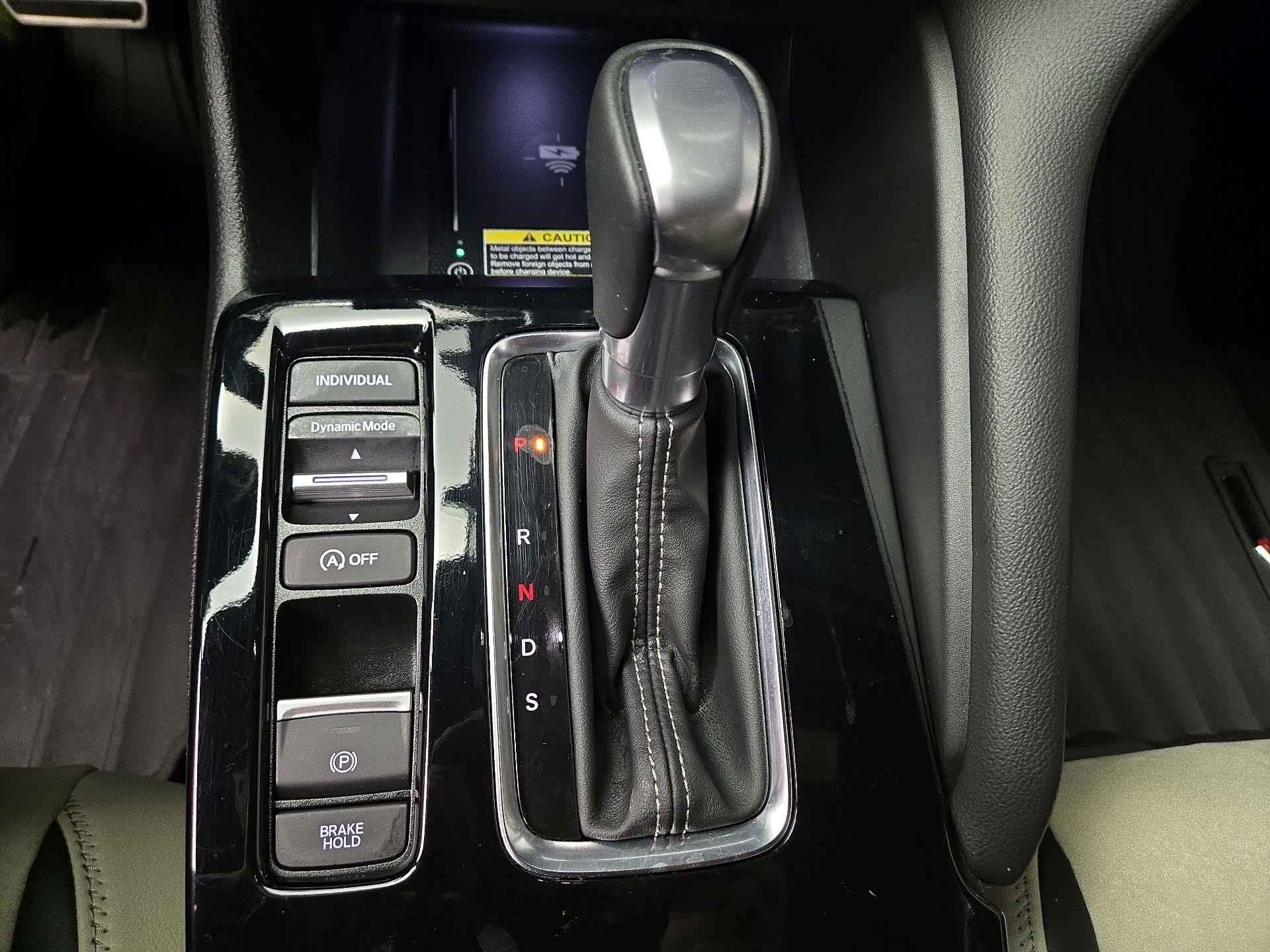 Thumbnail: 2025 Acura Integra - 17