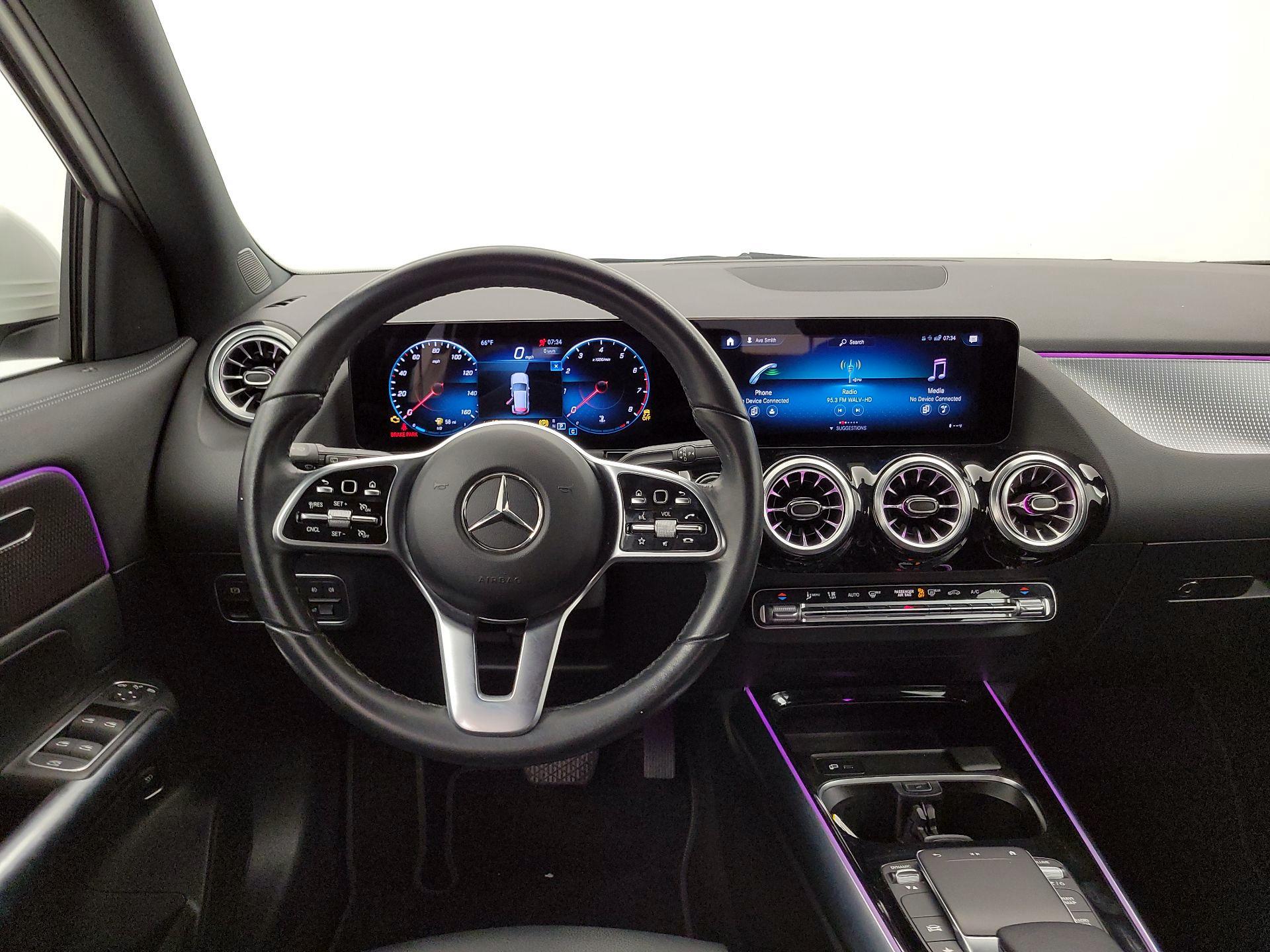 Thumbnail: 2022 Mercedes-Benz GLA - 10