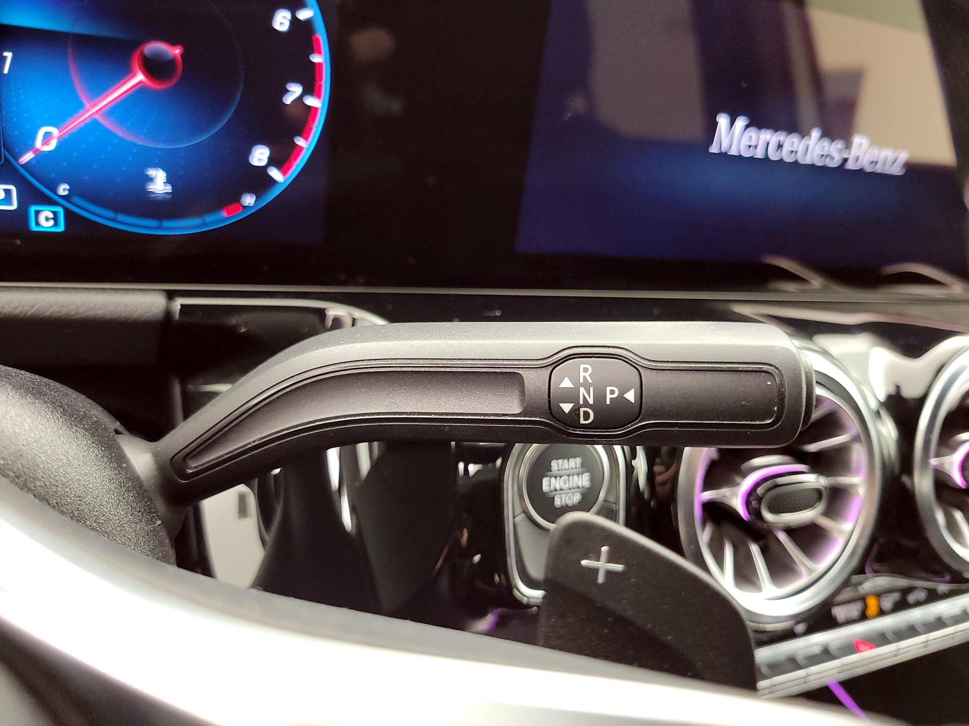 Thumbnail: 2022 Mercedes-Benz GLA - 17