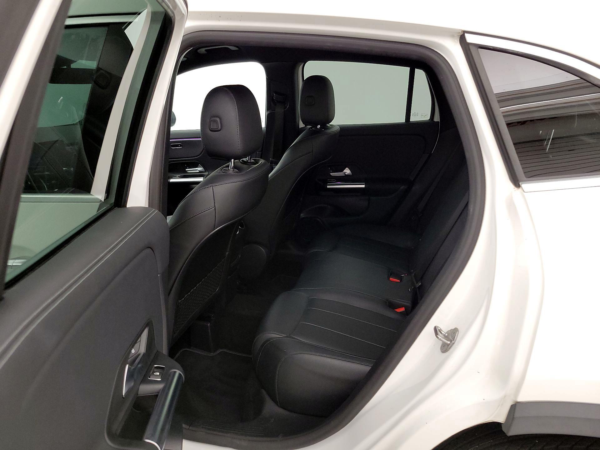 Thumbnail: 2022 Mercedes-Benz GLA - 19