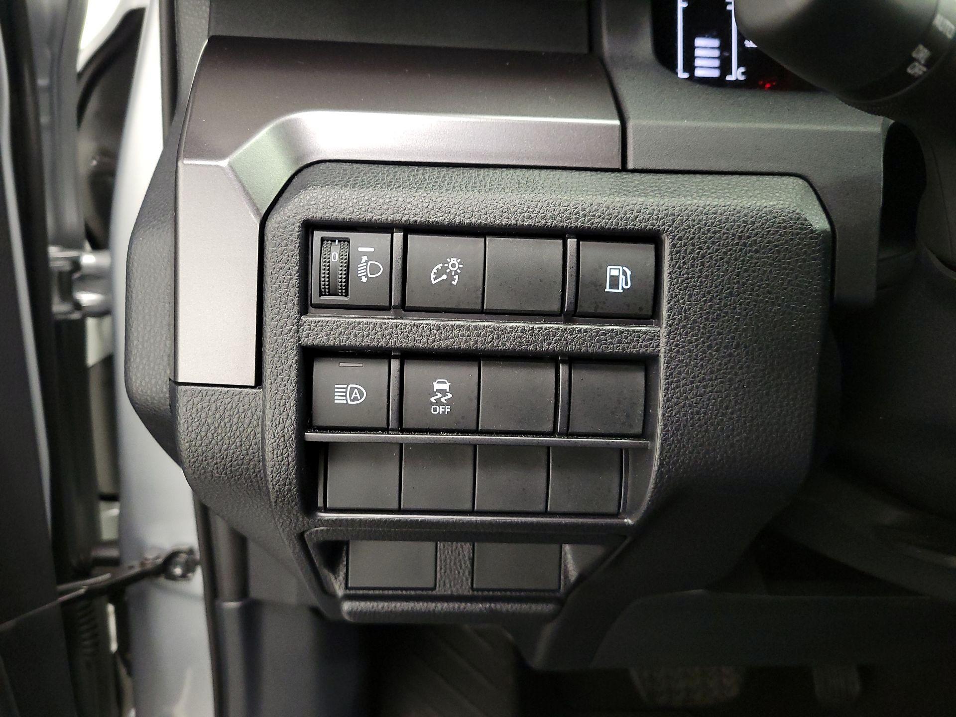 Thumbnail: 2025 Toyota 4Runner - 13