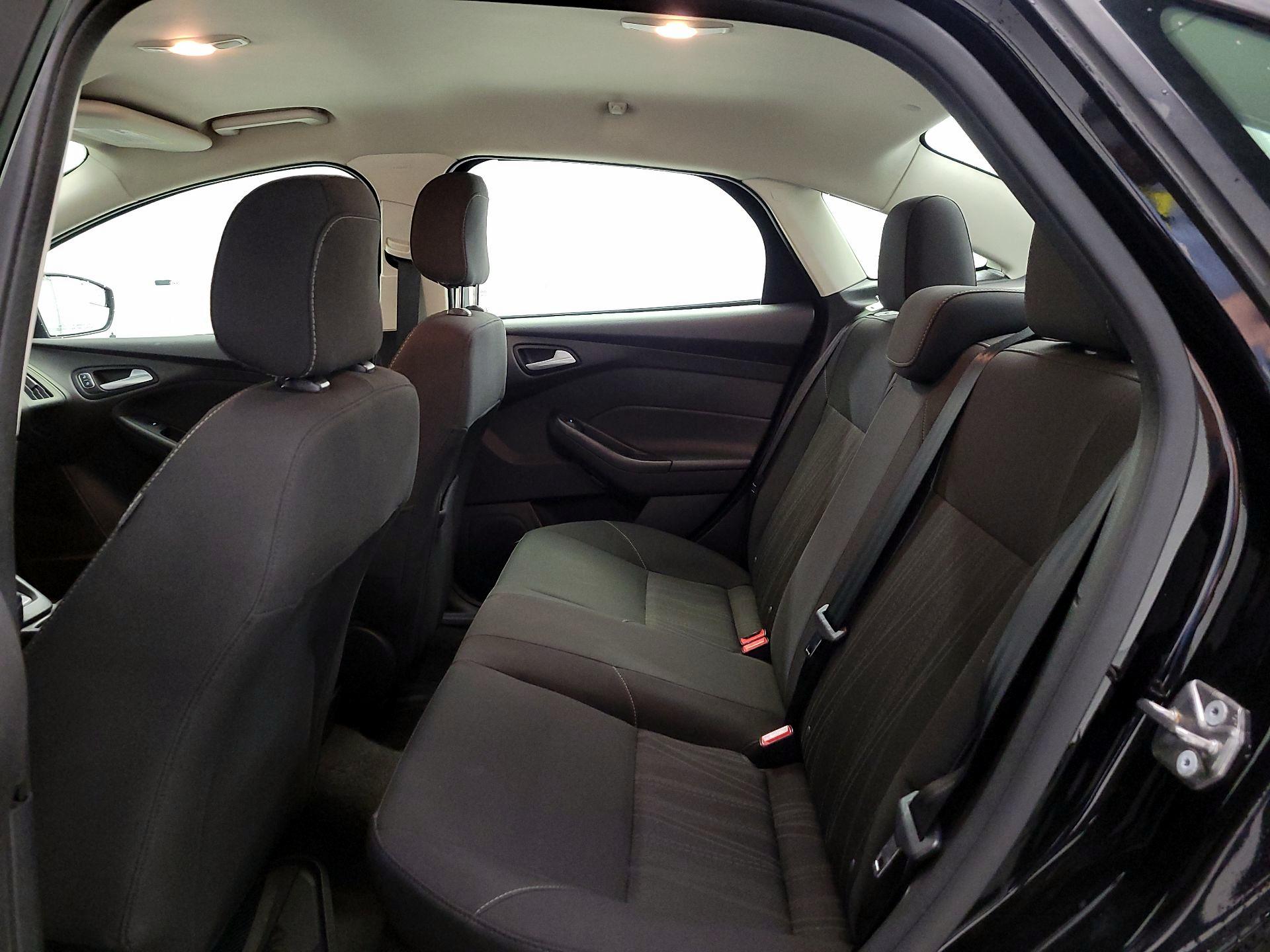 Thumbnail: 2018 Ford Focus - 19