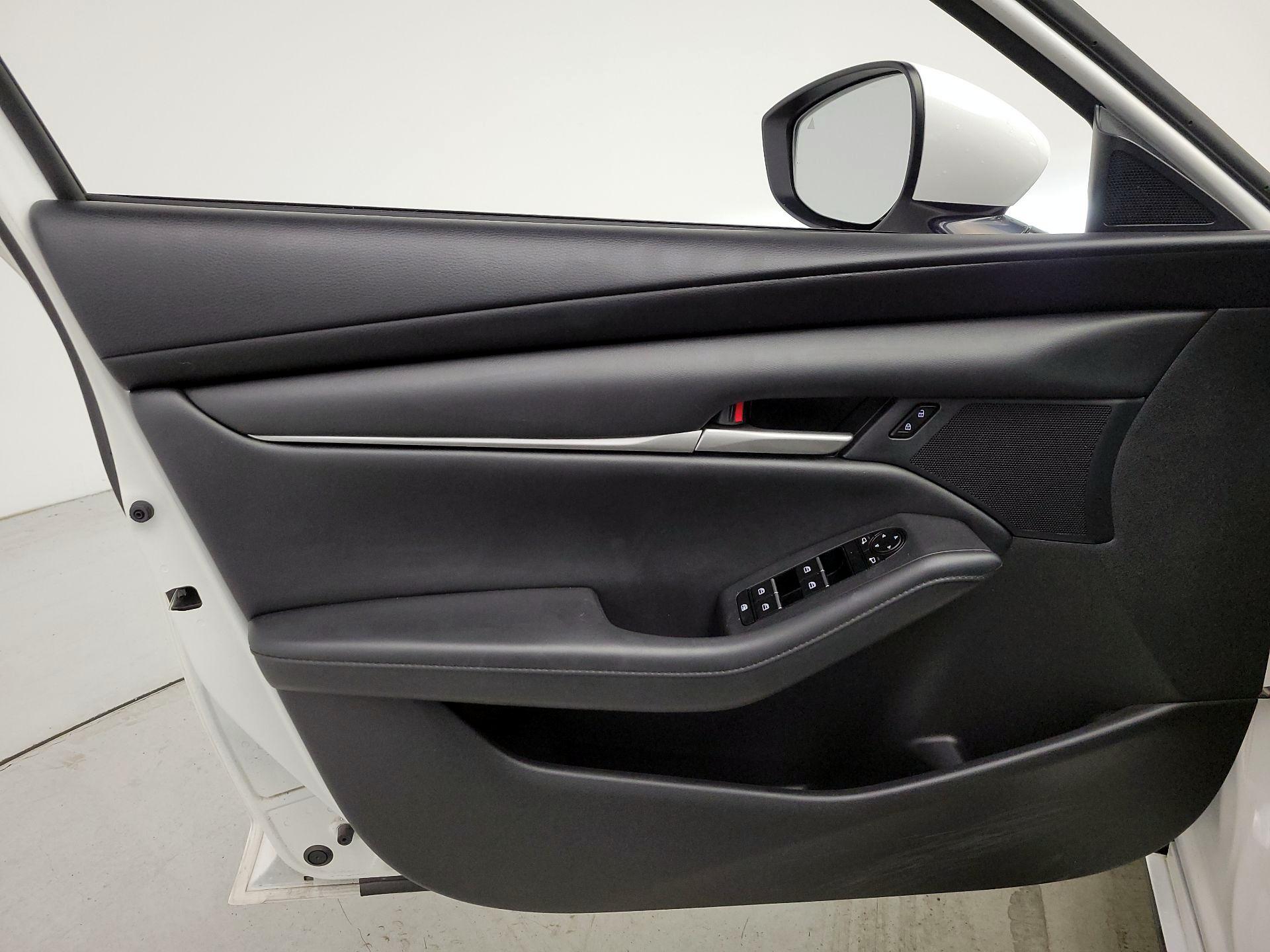 Thumbnail: 2021 Mazda Mazda3 - 12