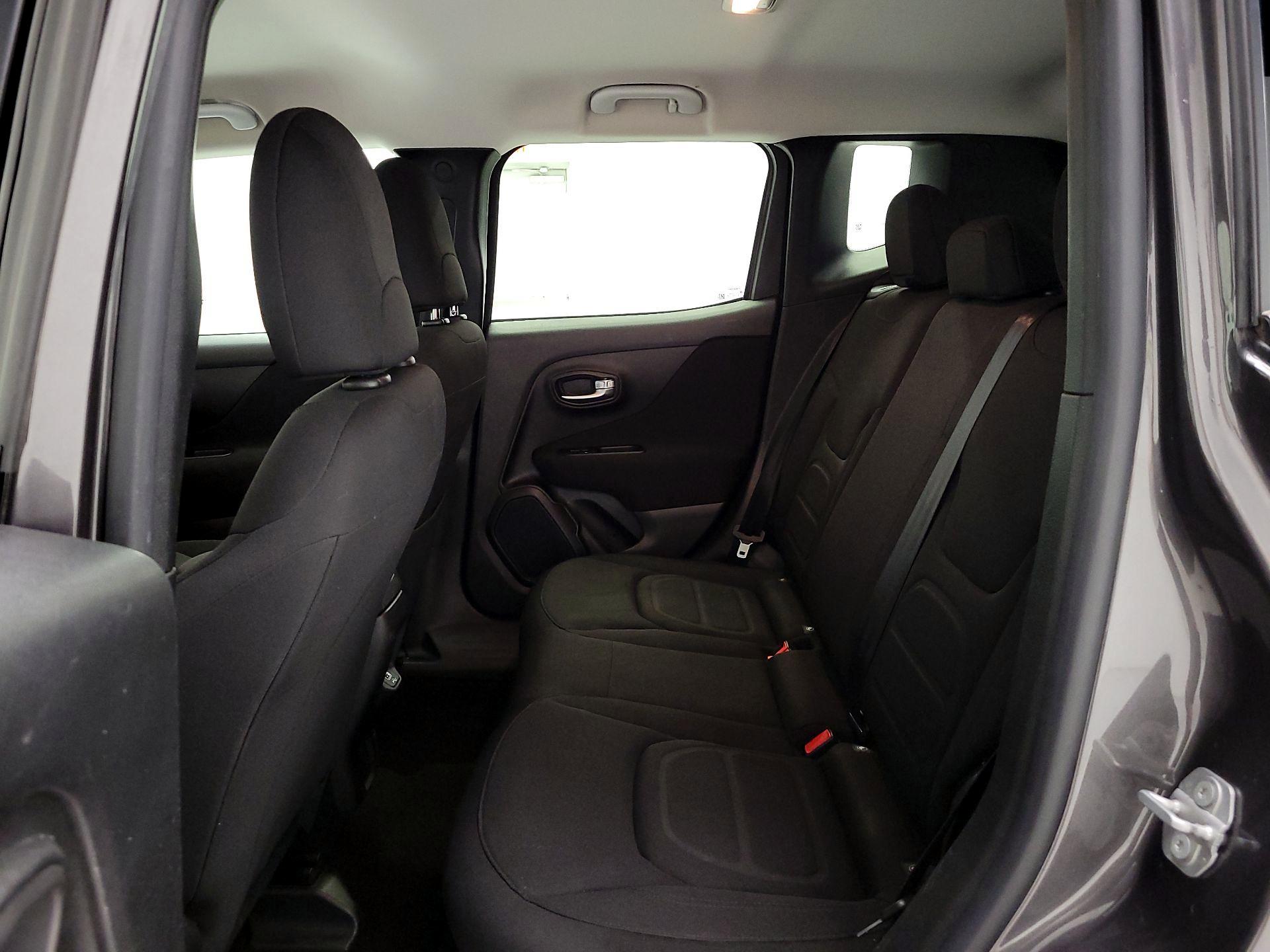 Thumbnail: 2019 Jeep Renegade - 19